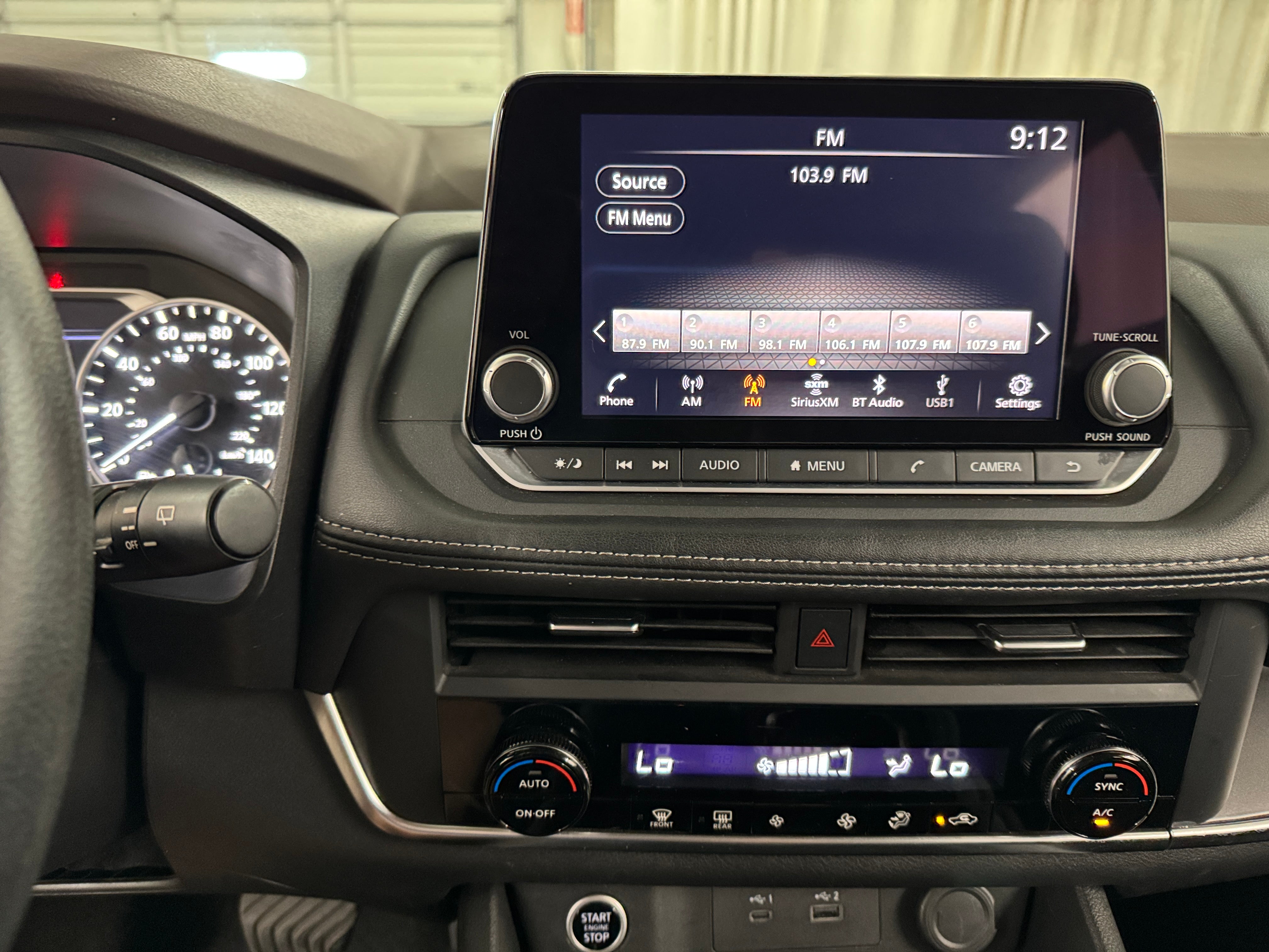 Thumbnail: 2023 Nissan Rogue - 4