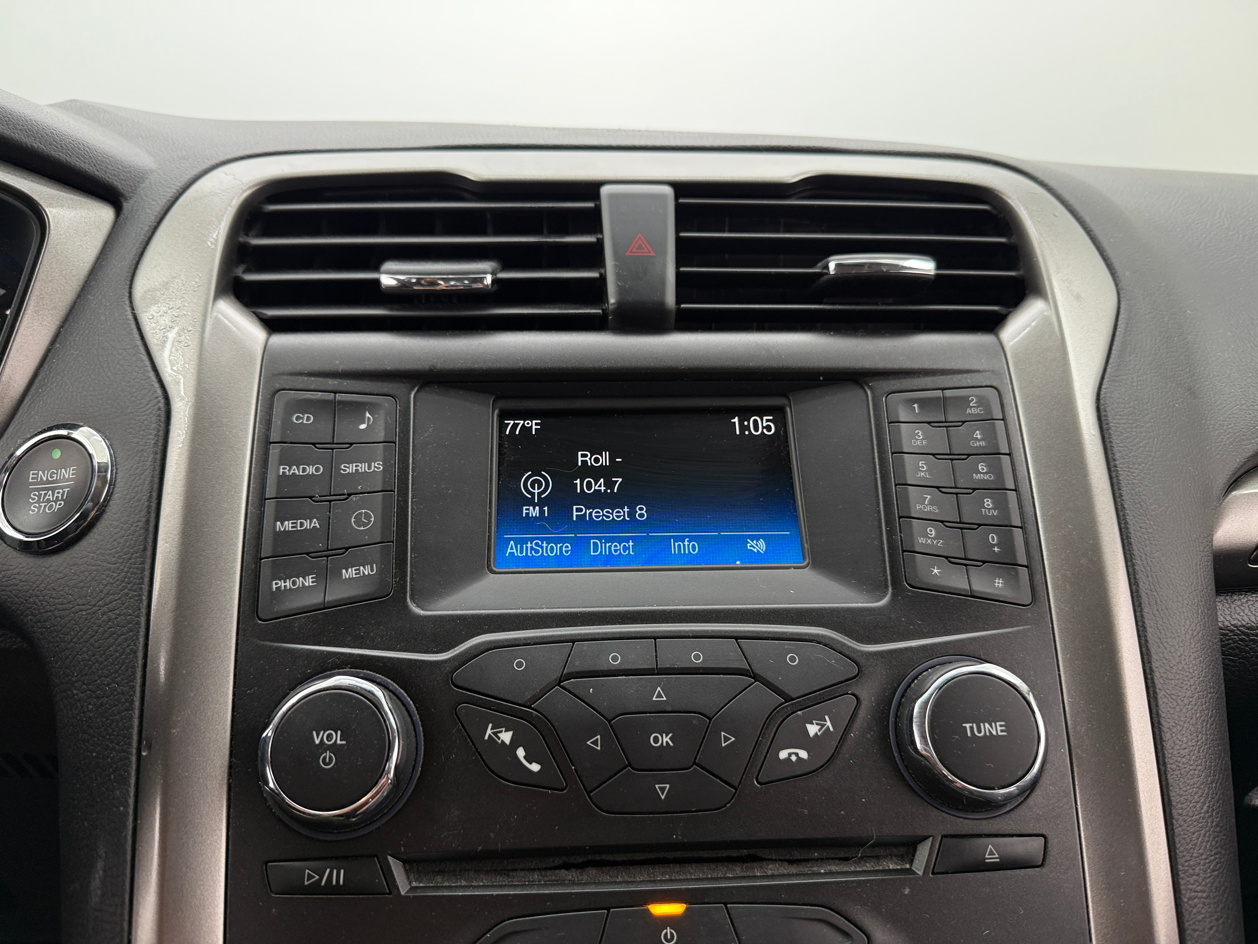 2017 Ford Fusion SE 4