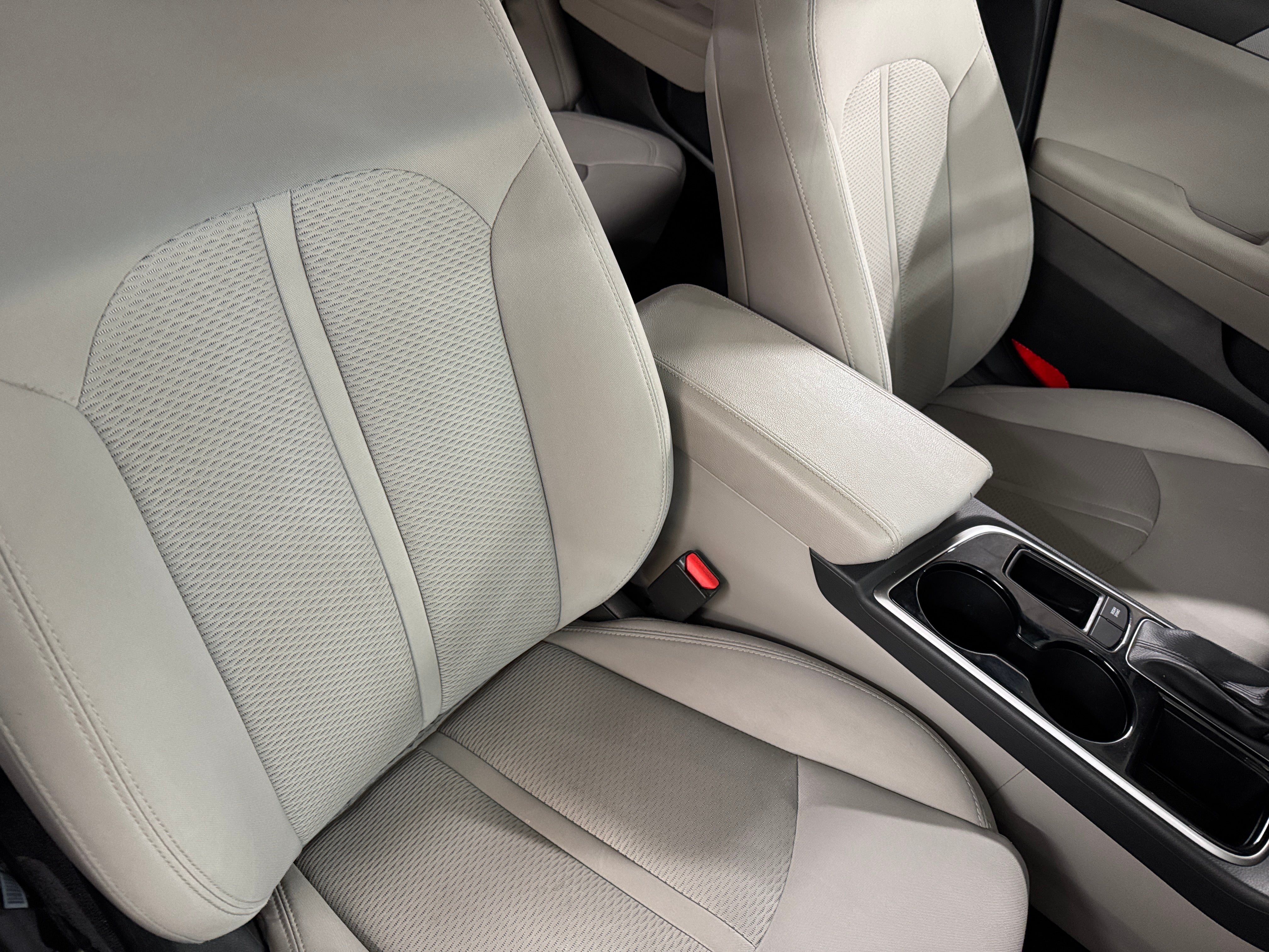 2018 Hyundai Sonata SE 2