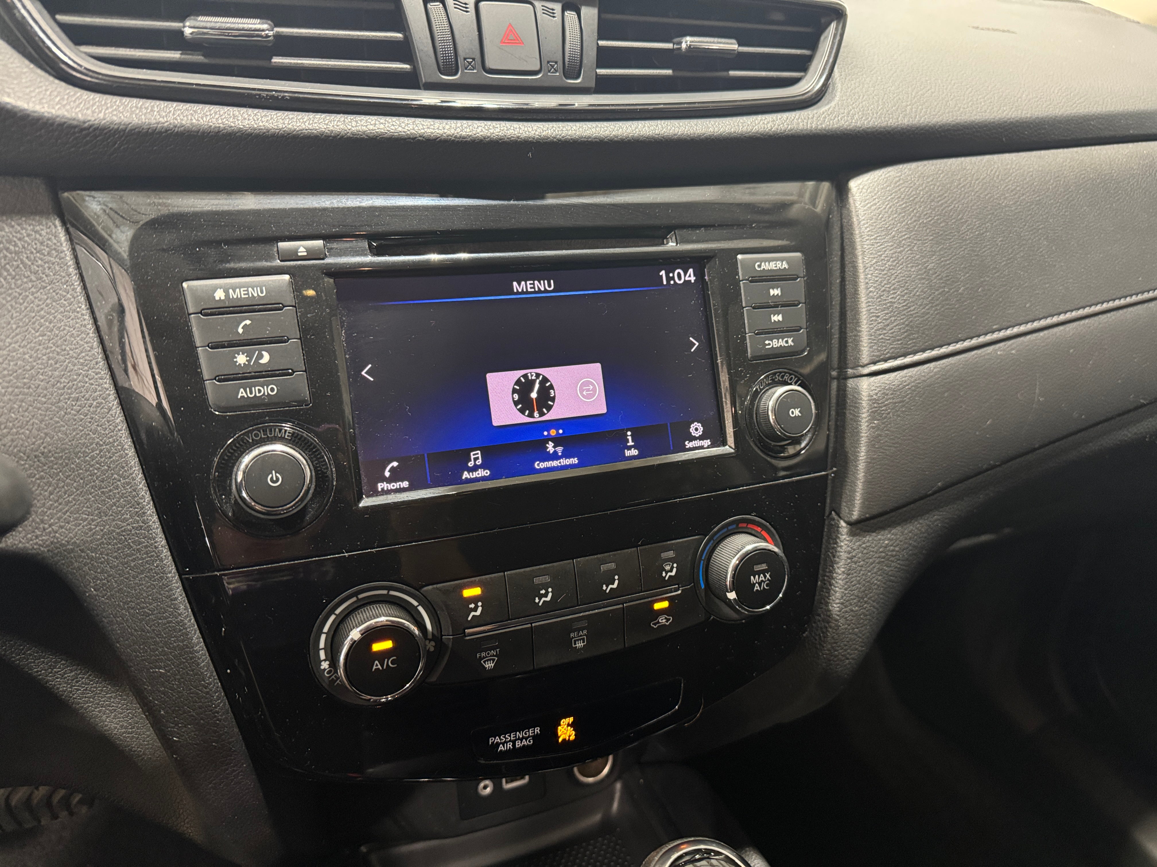 2019 Nissan Rogue S 4