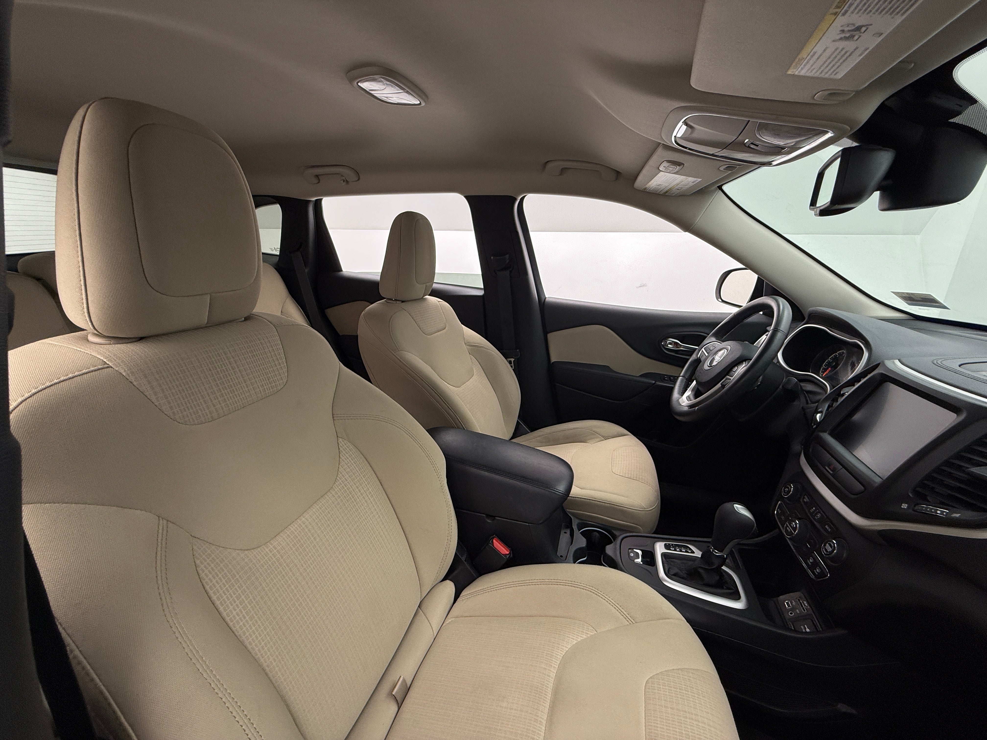 2016 Jeep Cherokee Latitude 2