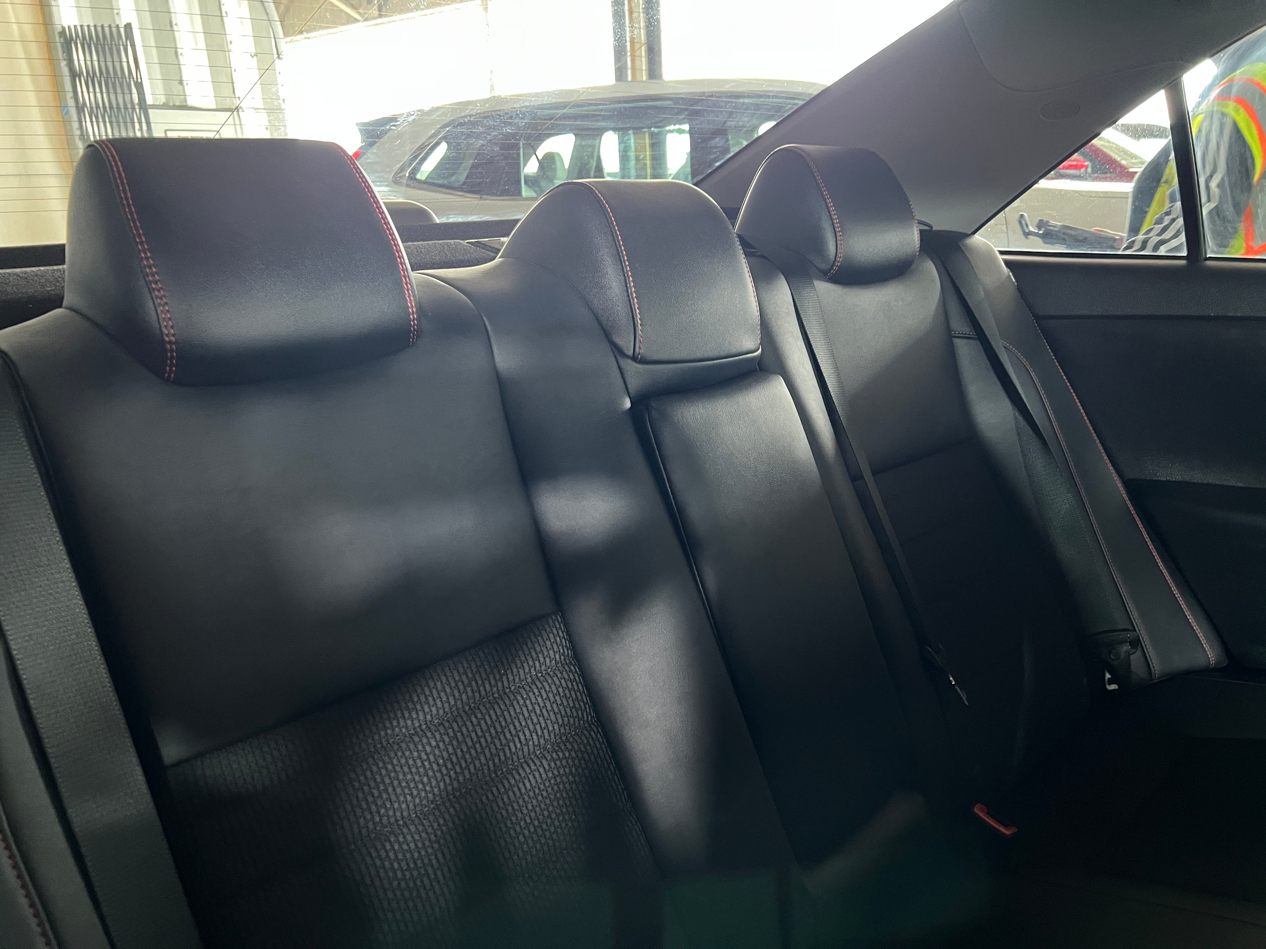 2017 Toyota Camry SE 6