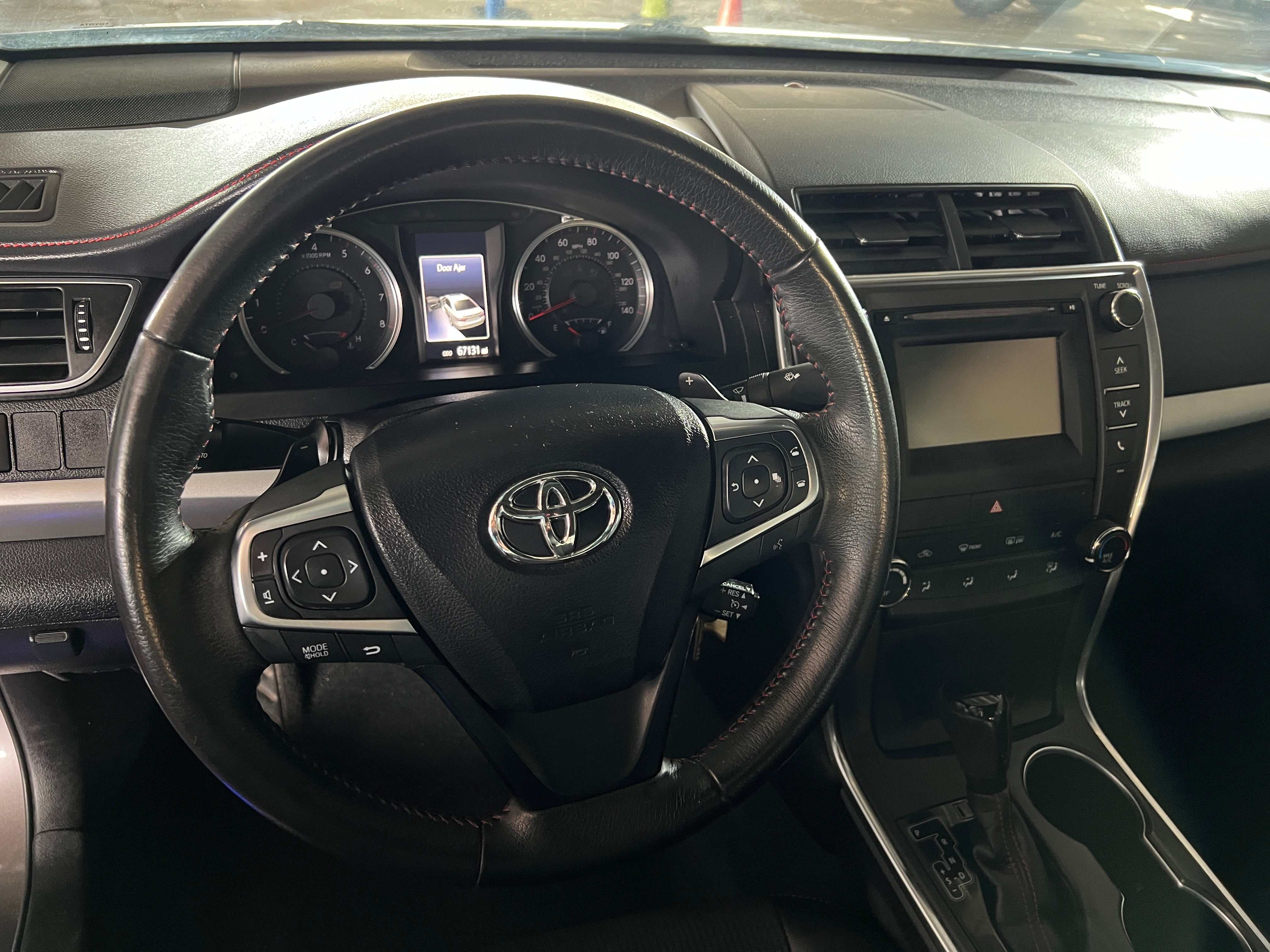 2017 Toyota Camry SE 5