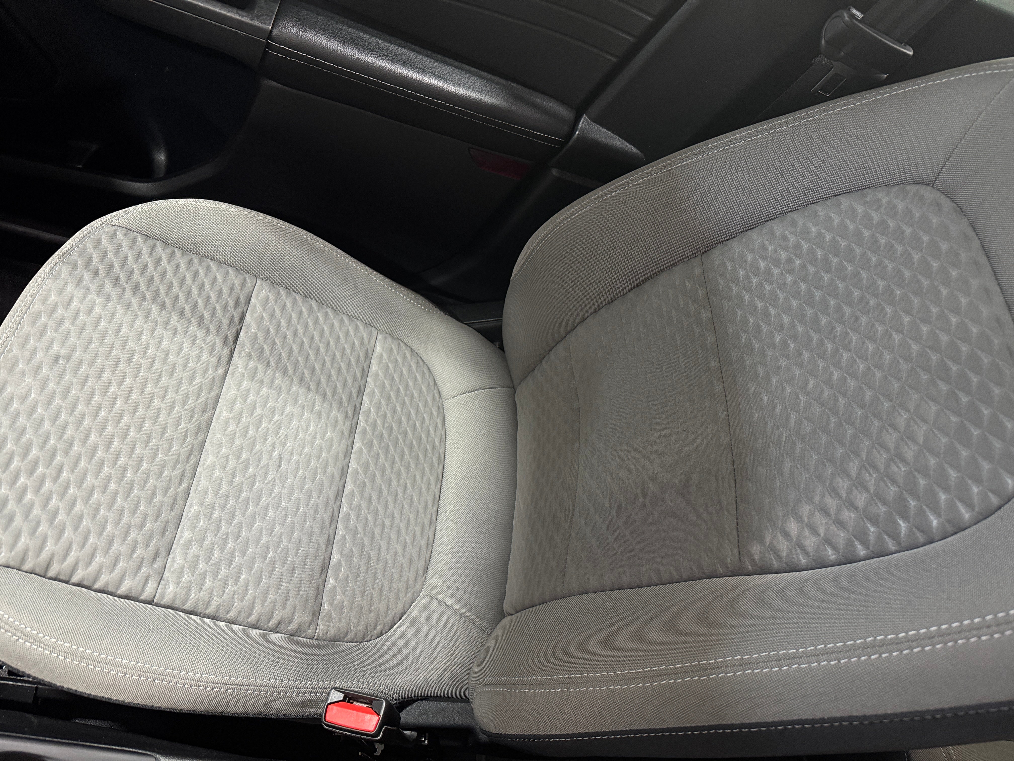 2021 Ford Escape SE 2