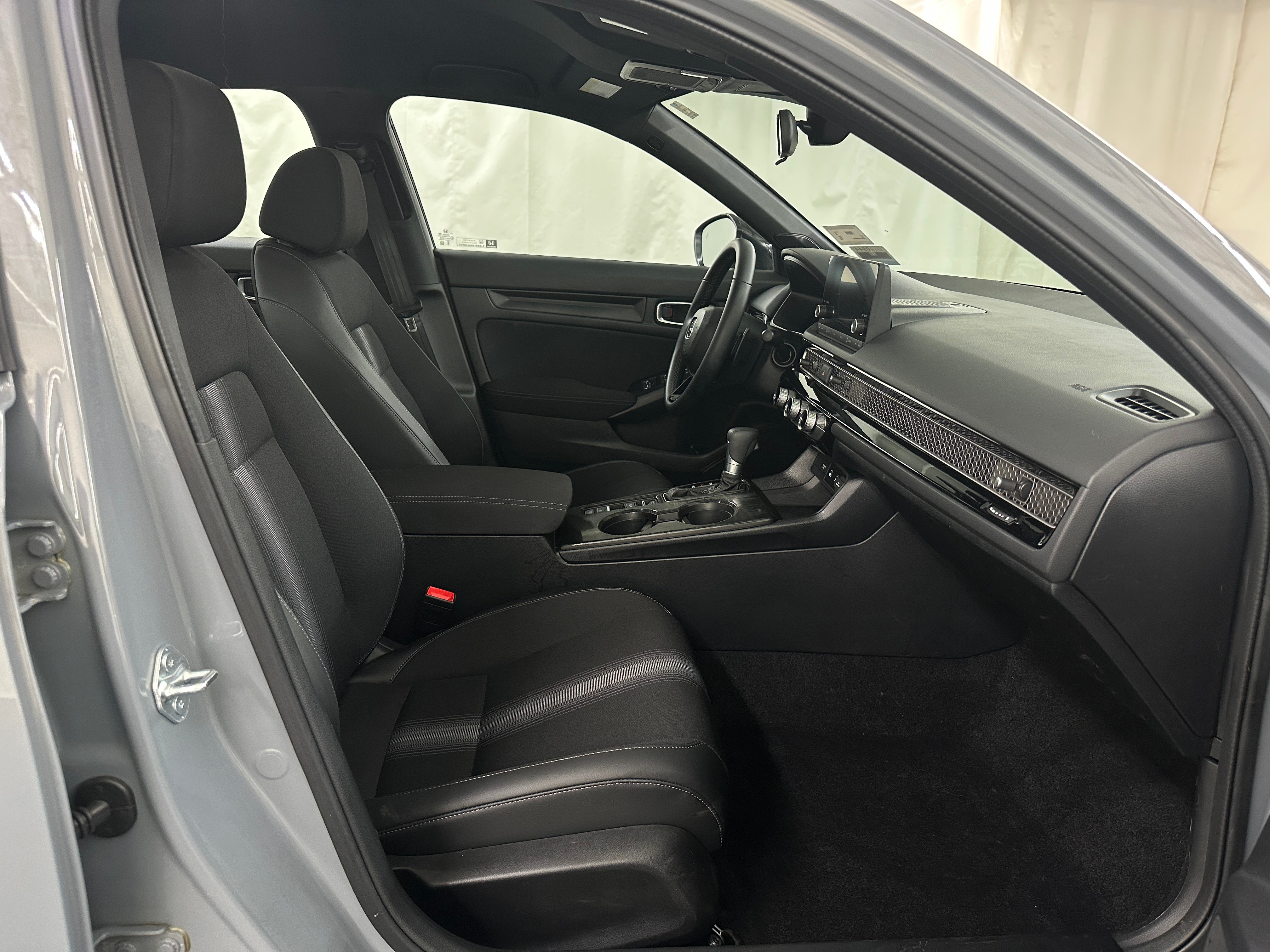 2025 Honda Civic Sport 2