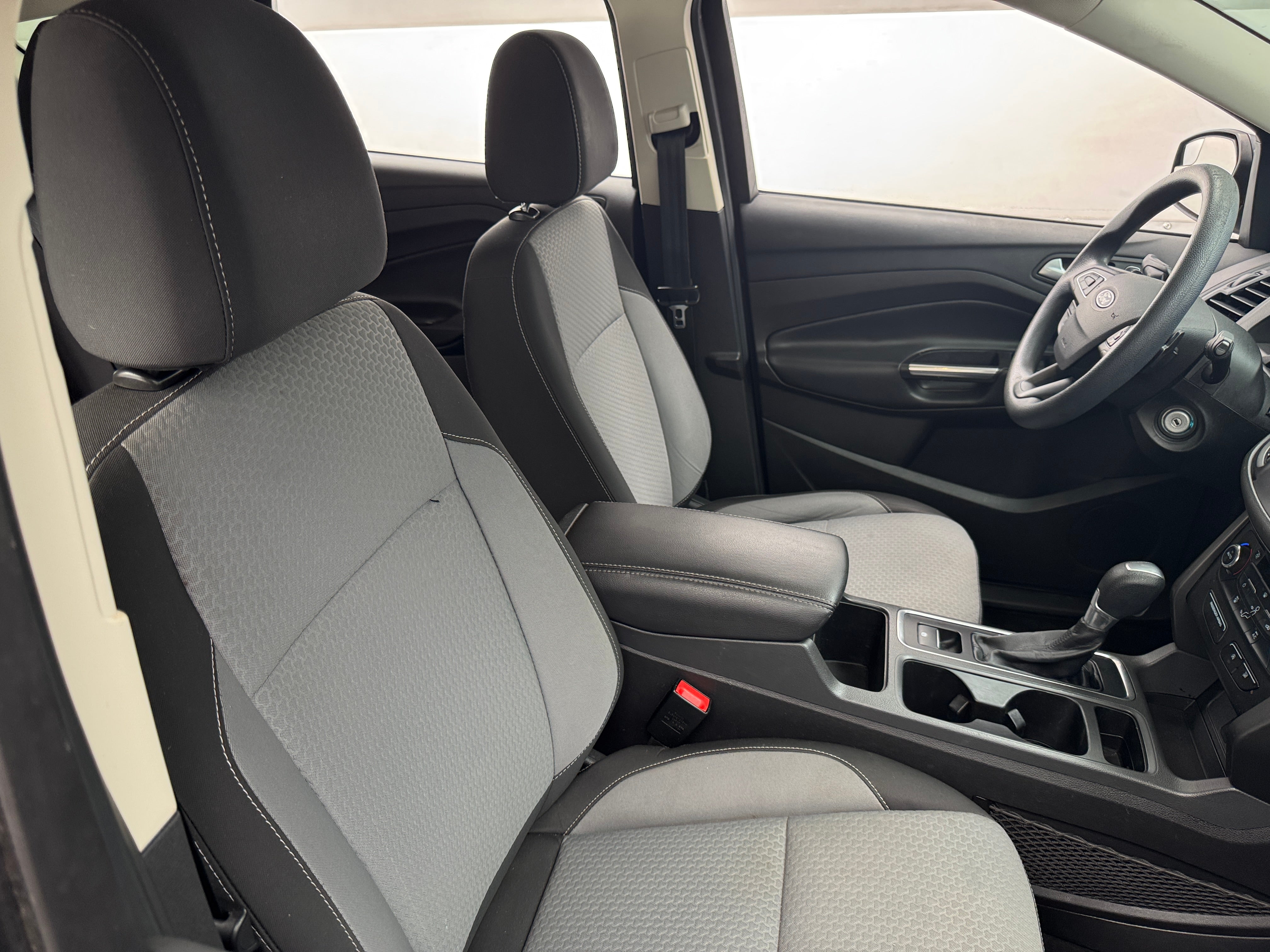 2017 Ford Escape SE 2