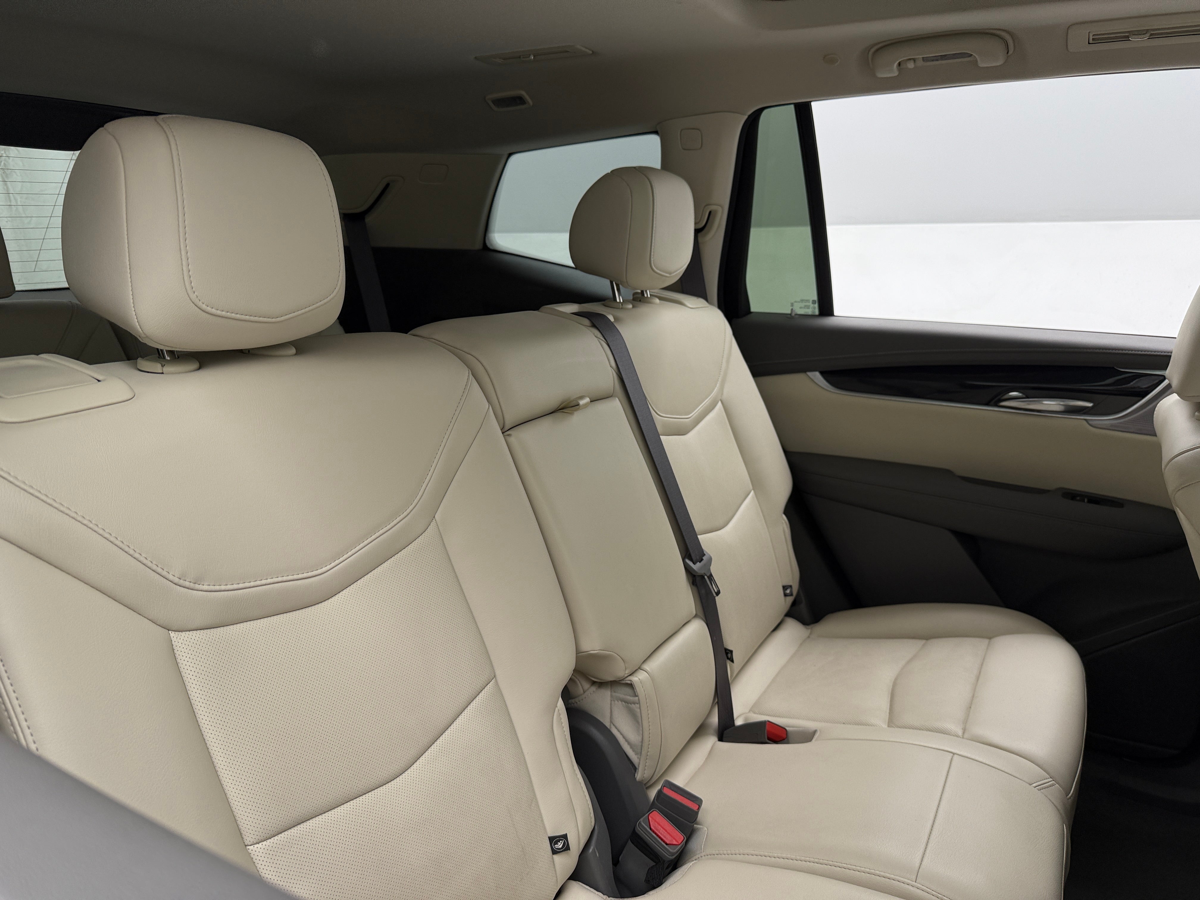Thumbnail: 2024 Cadillac XT6 - 5
