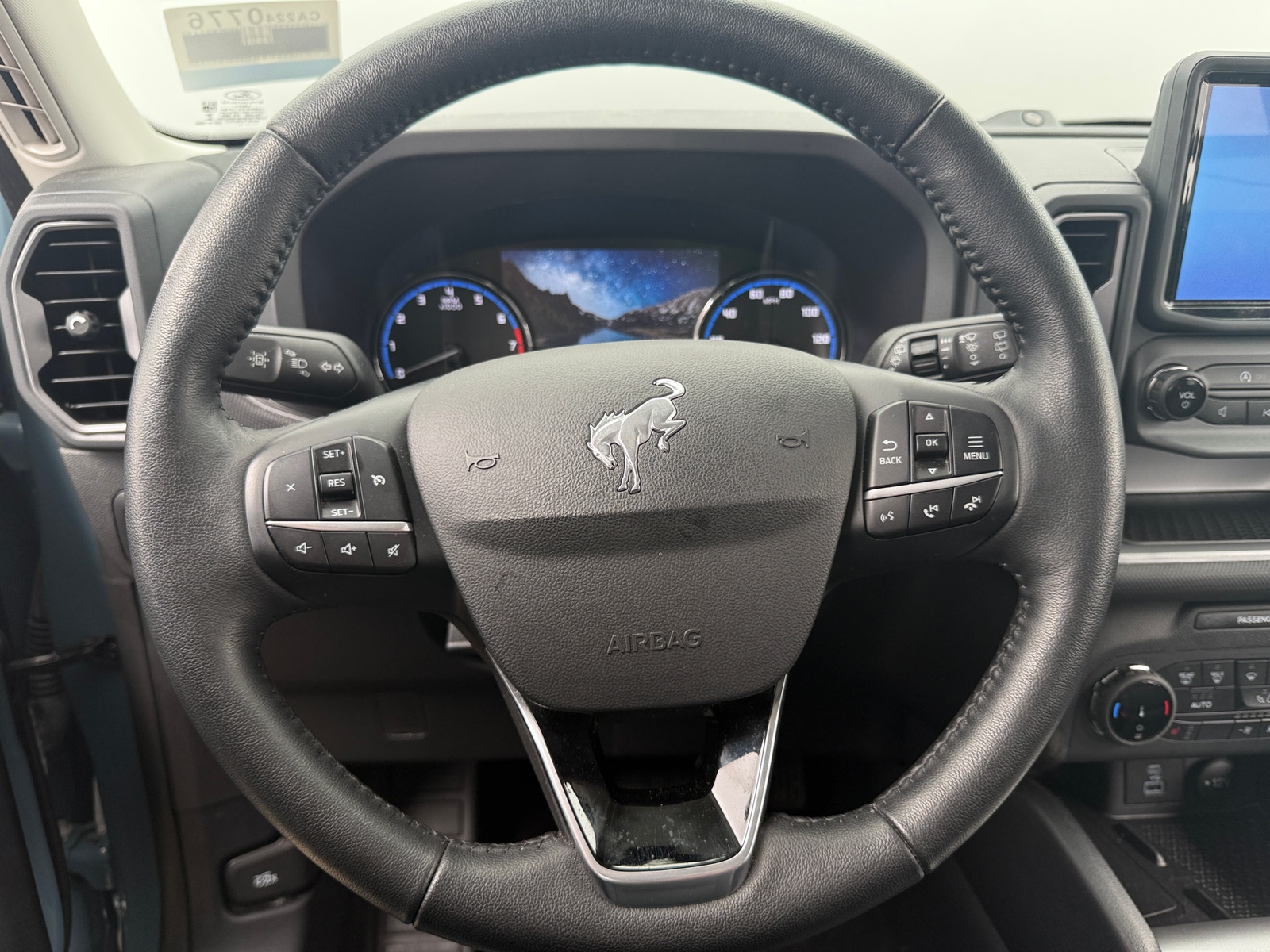 Thumbnail: 2022 Ford Bronco Sport - 4