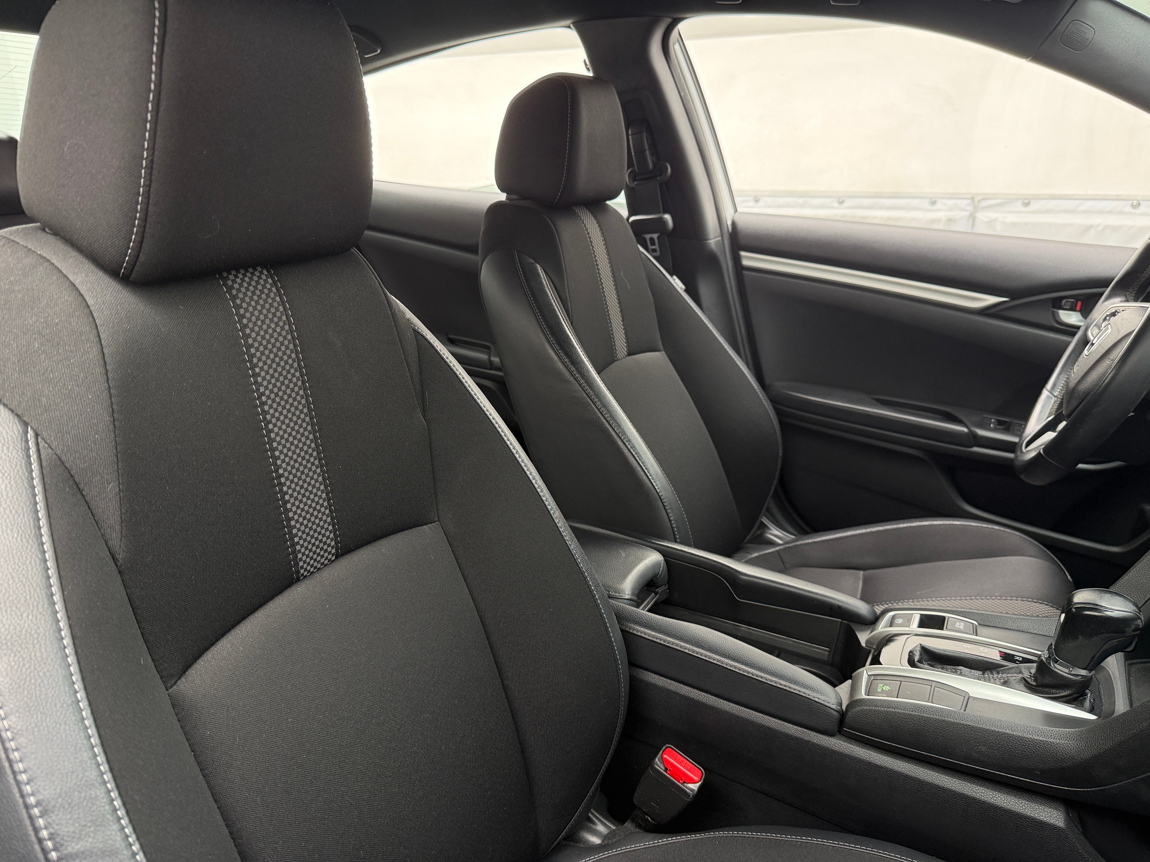 2019 Honda Civic Sport 2