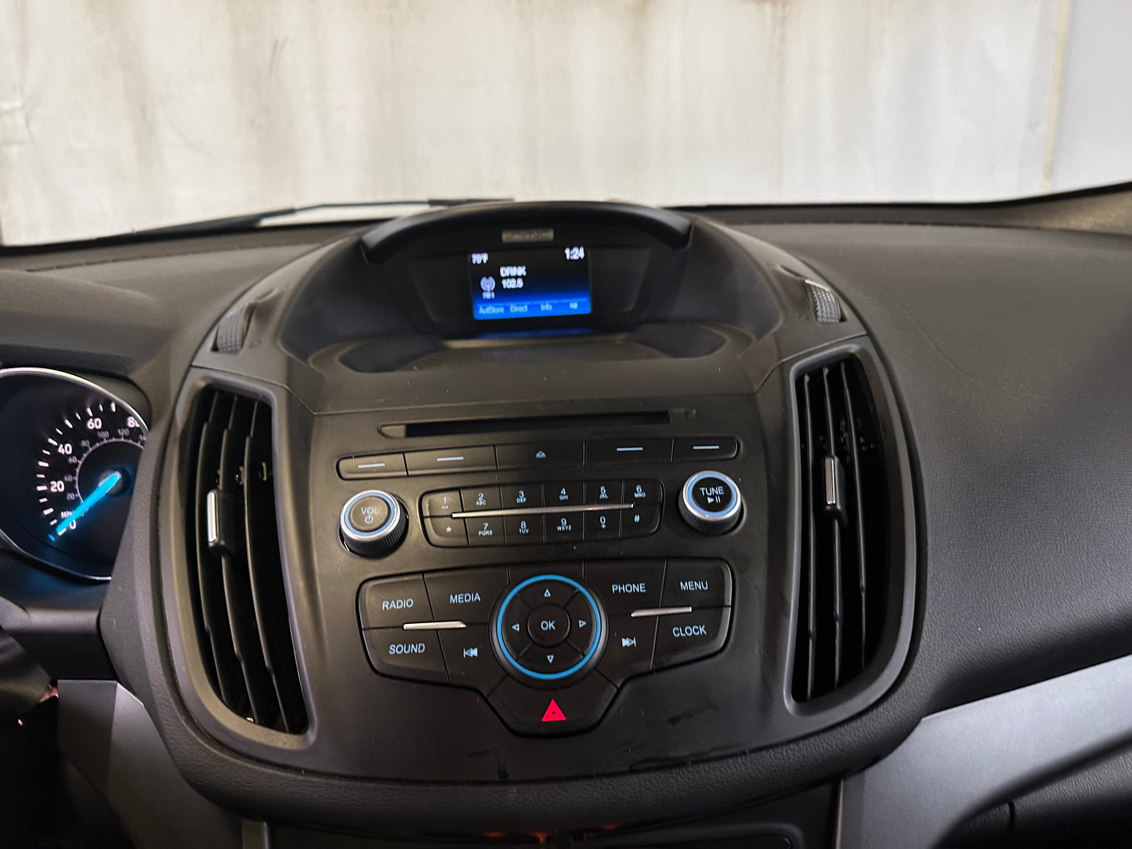 Thumbnail: 2017 Ford Escape - 4