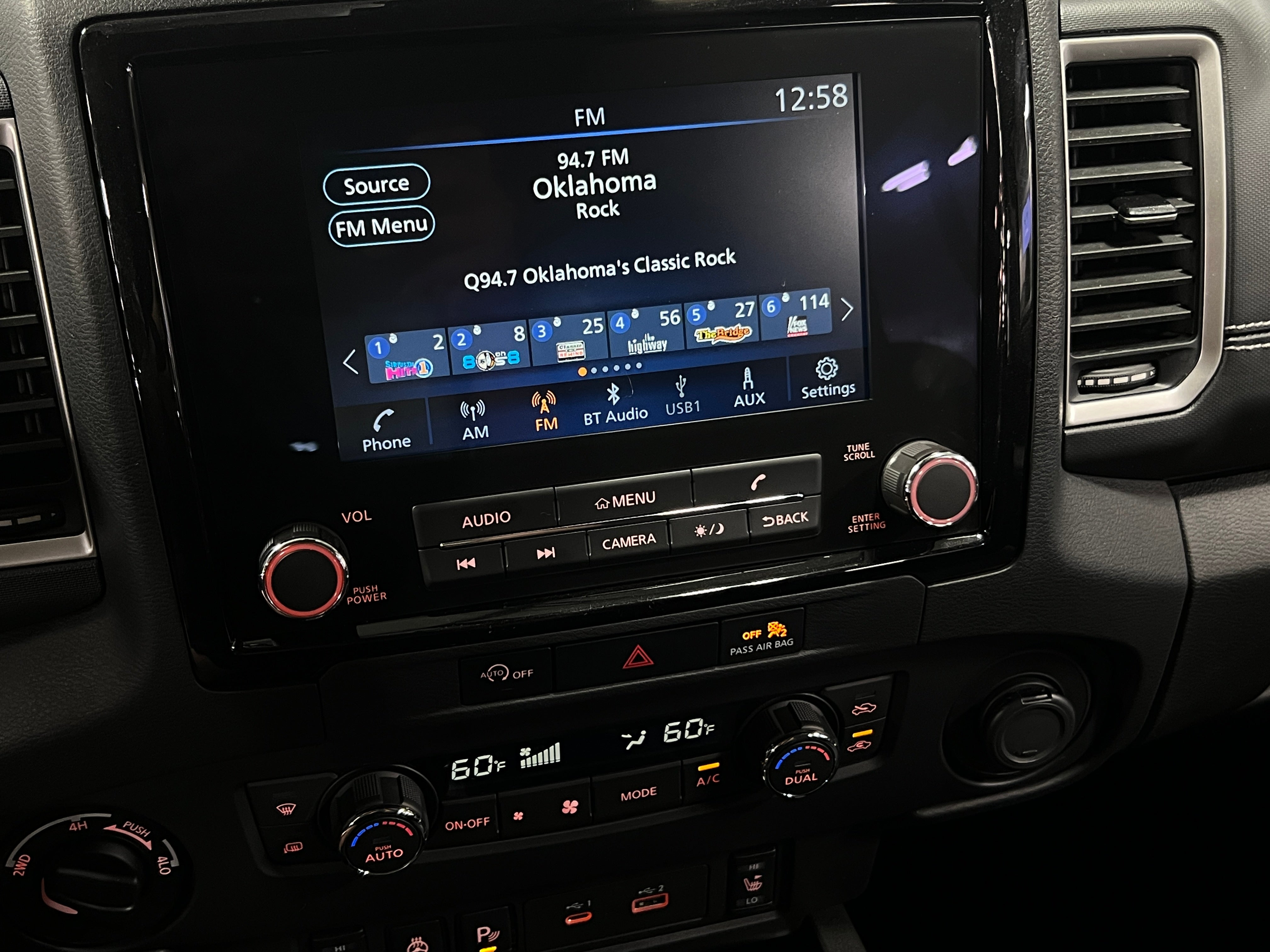 2024 Nissan Frontier SV 4