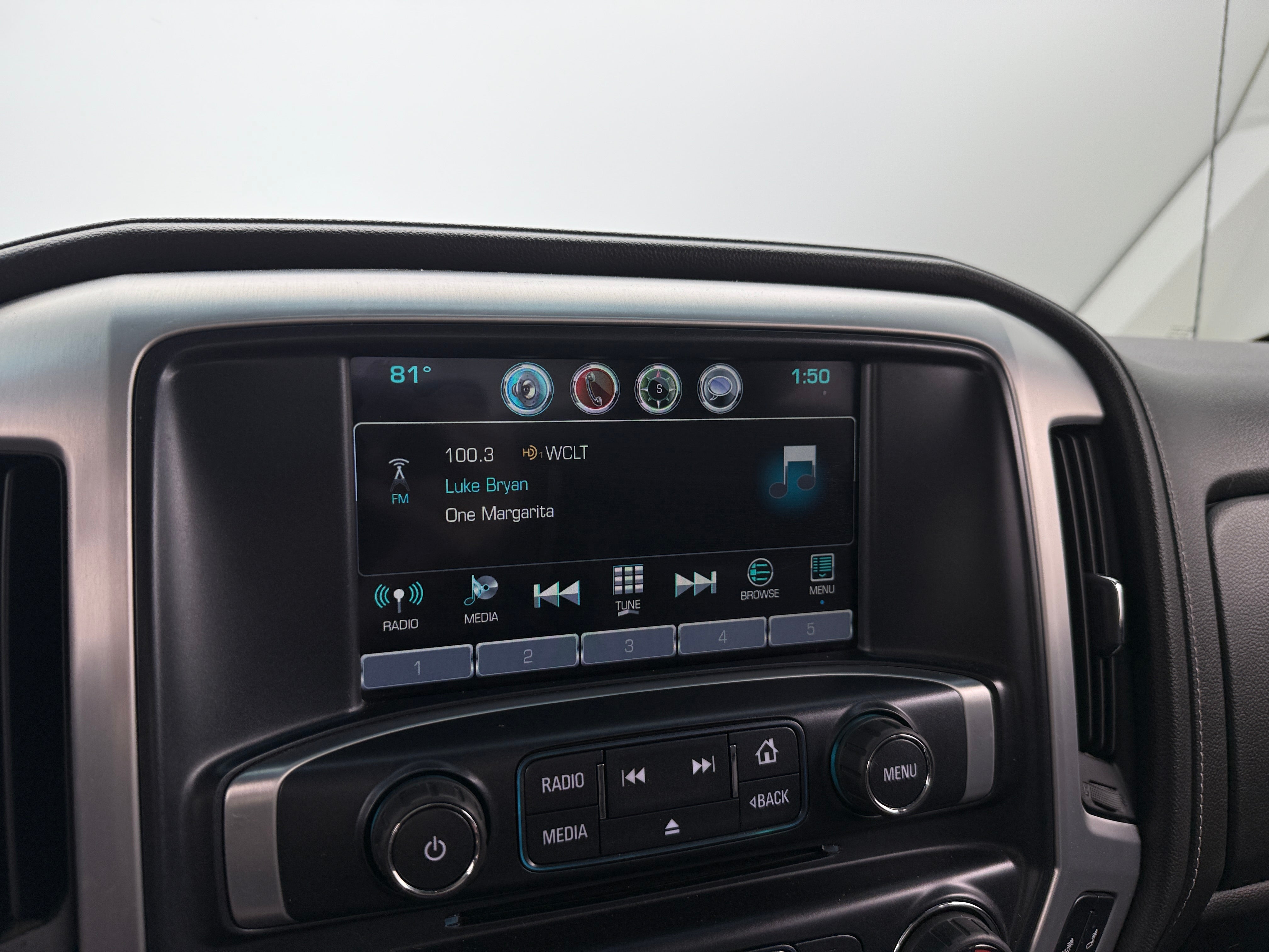 2017 GMC Sierra 2500 SLE 4