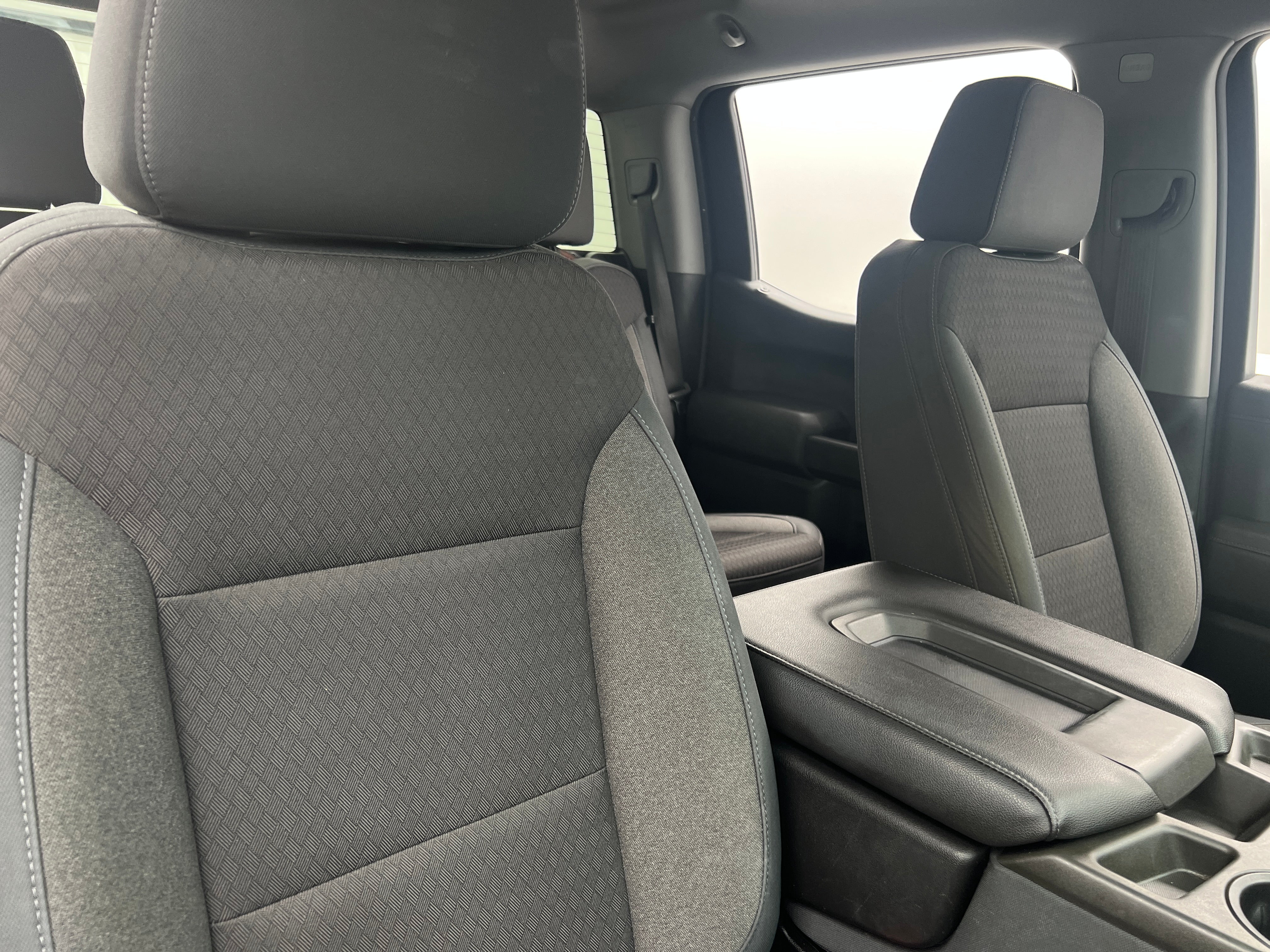 2019 Chevrolet Silverado 1500 LT 2