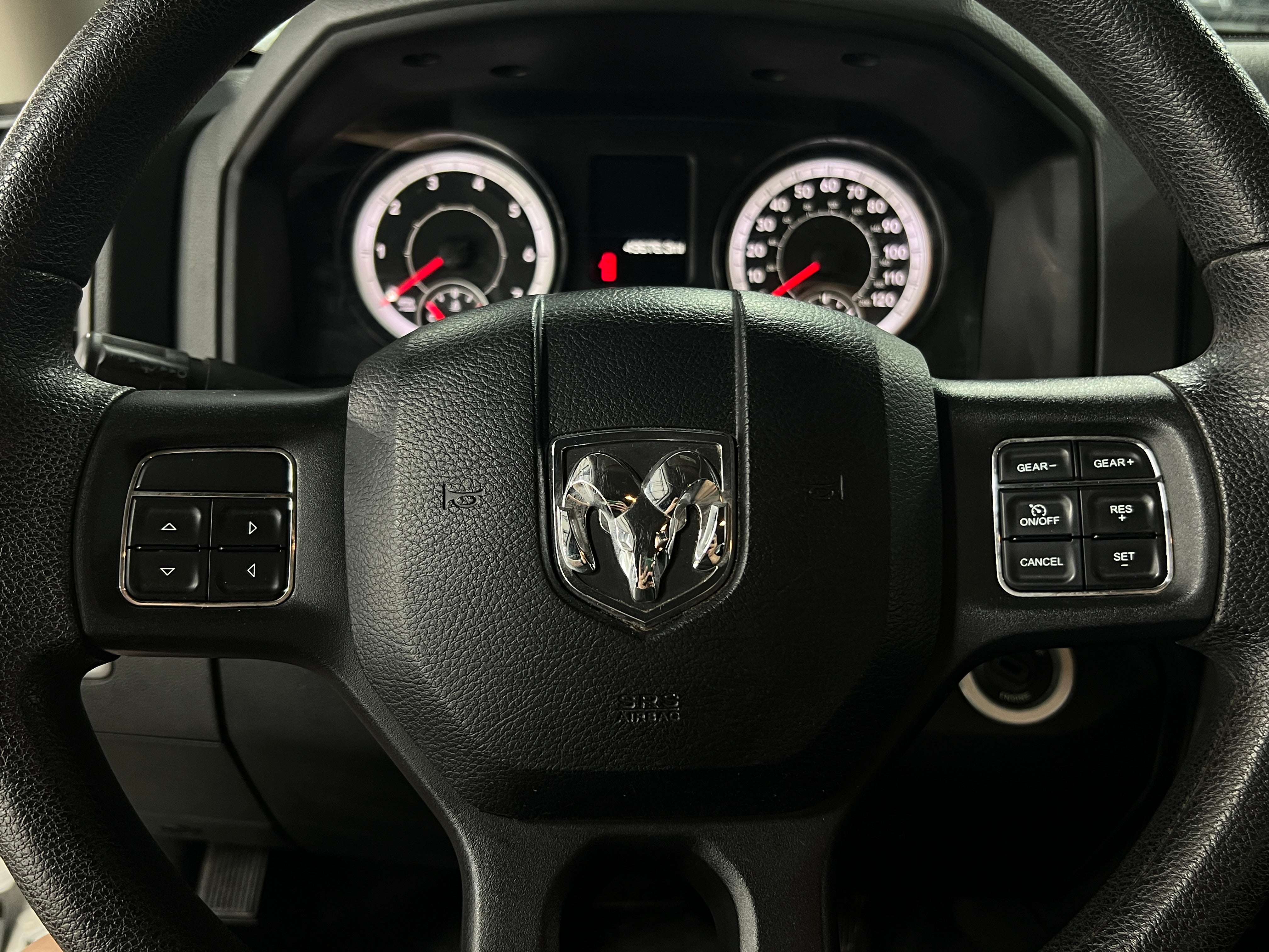 2016 RAM 1500 Tradesman 4