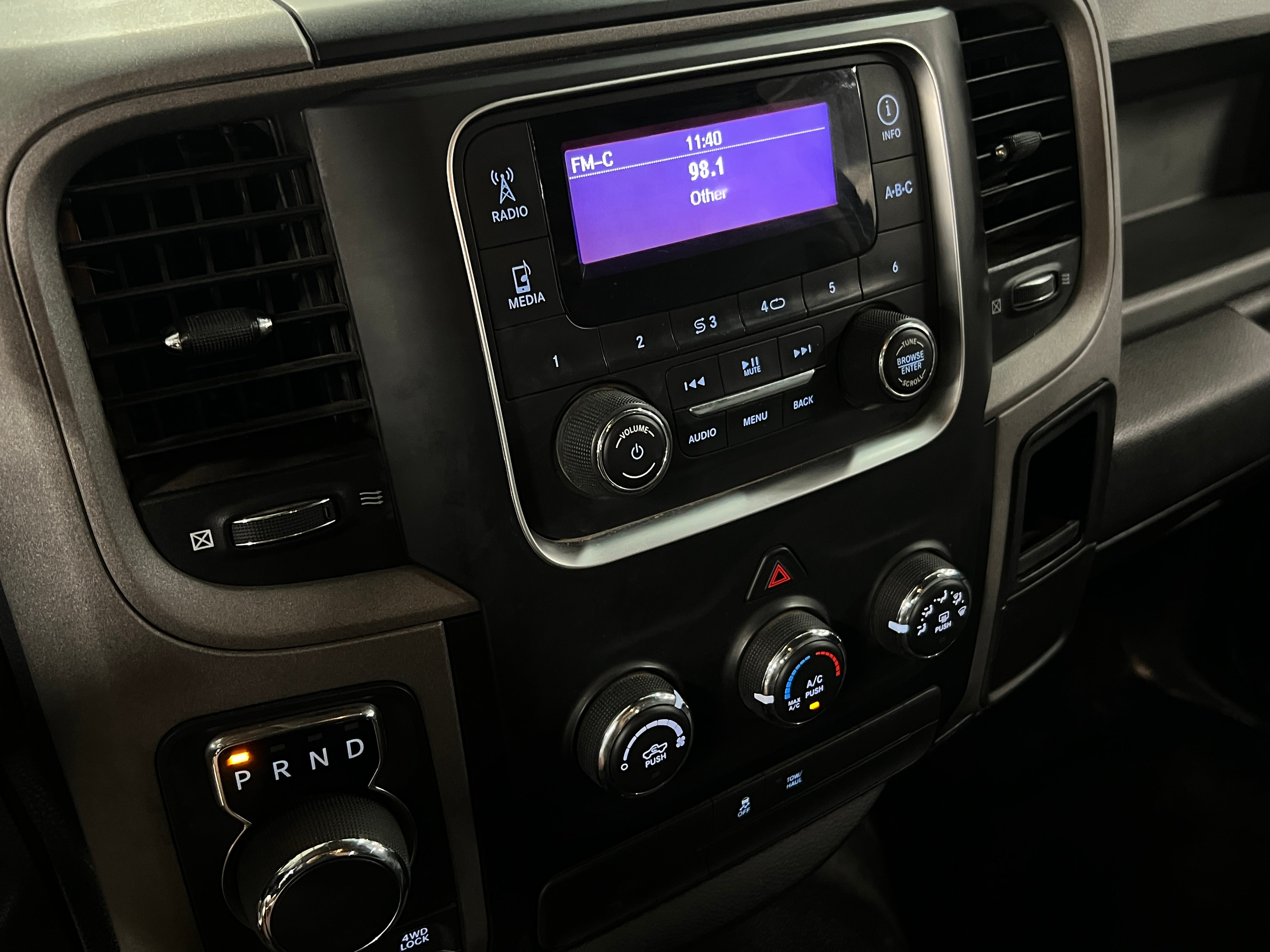 2016 RAM 1500 Tradesman 3