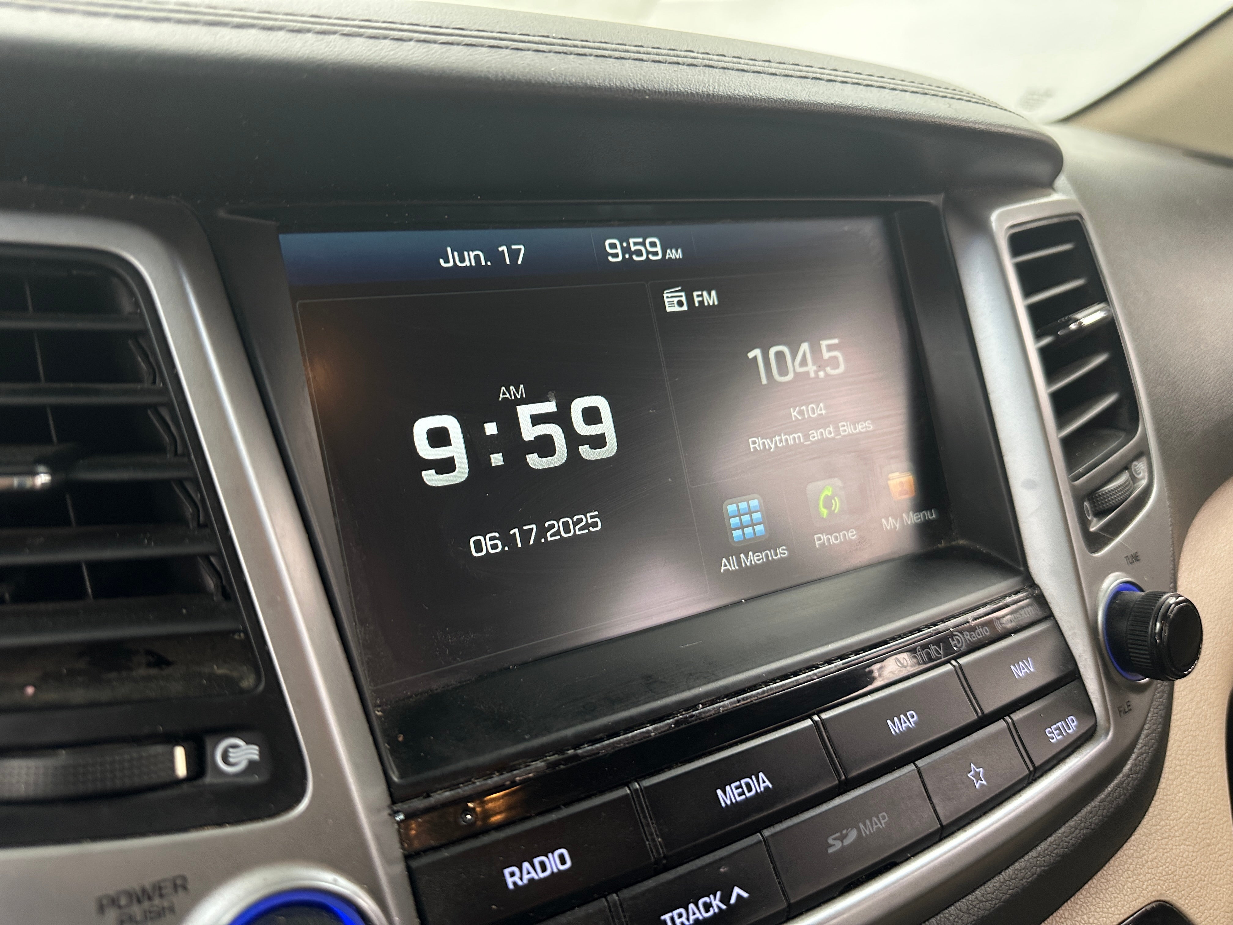 Thumbnail: 2018 Hyundai Tucson - 3