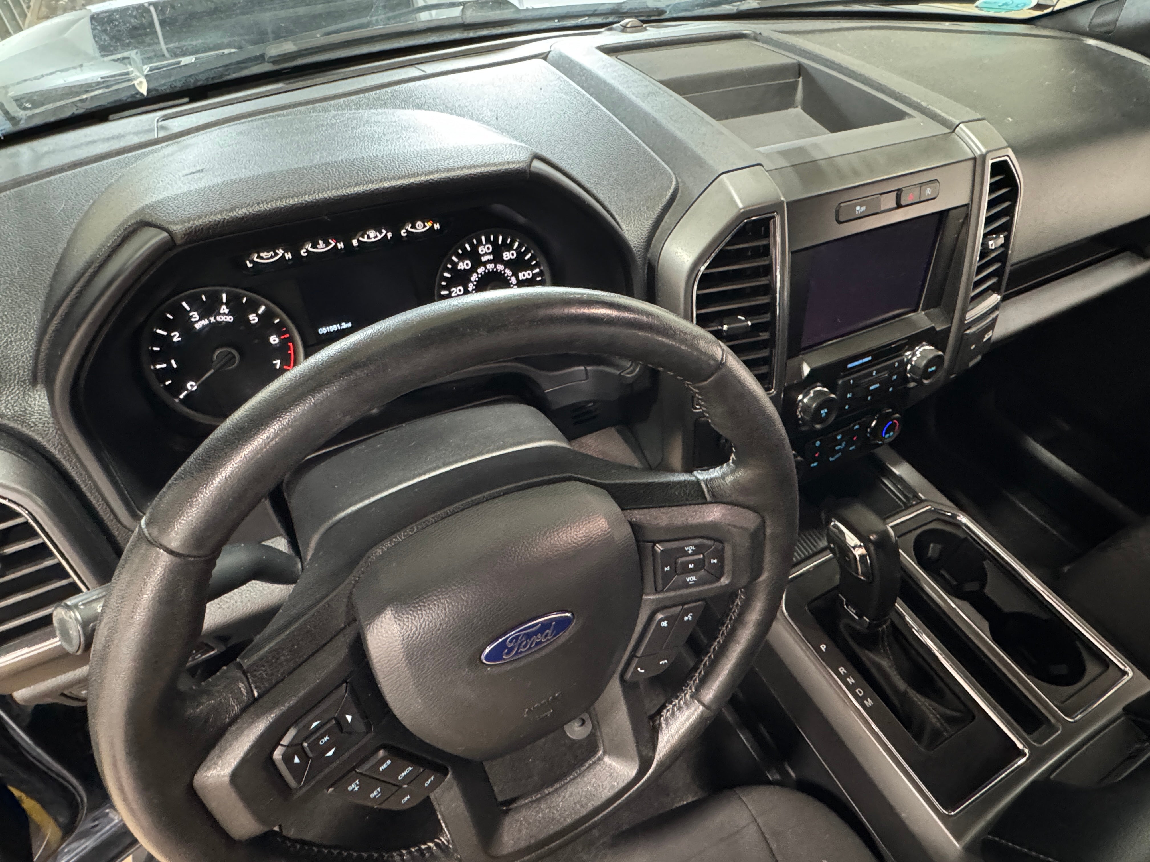 Thumbnail: 2019 Ford Econoline - 3