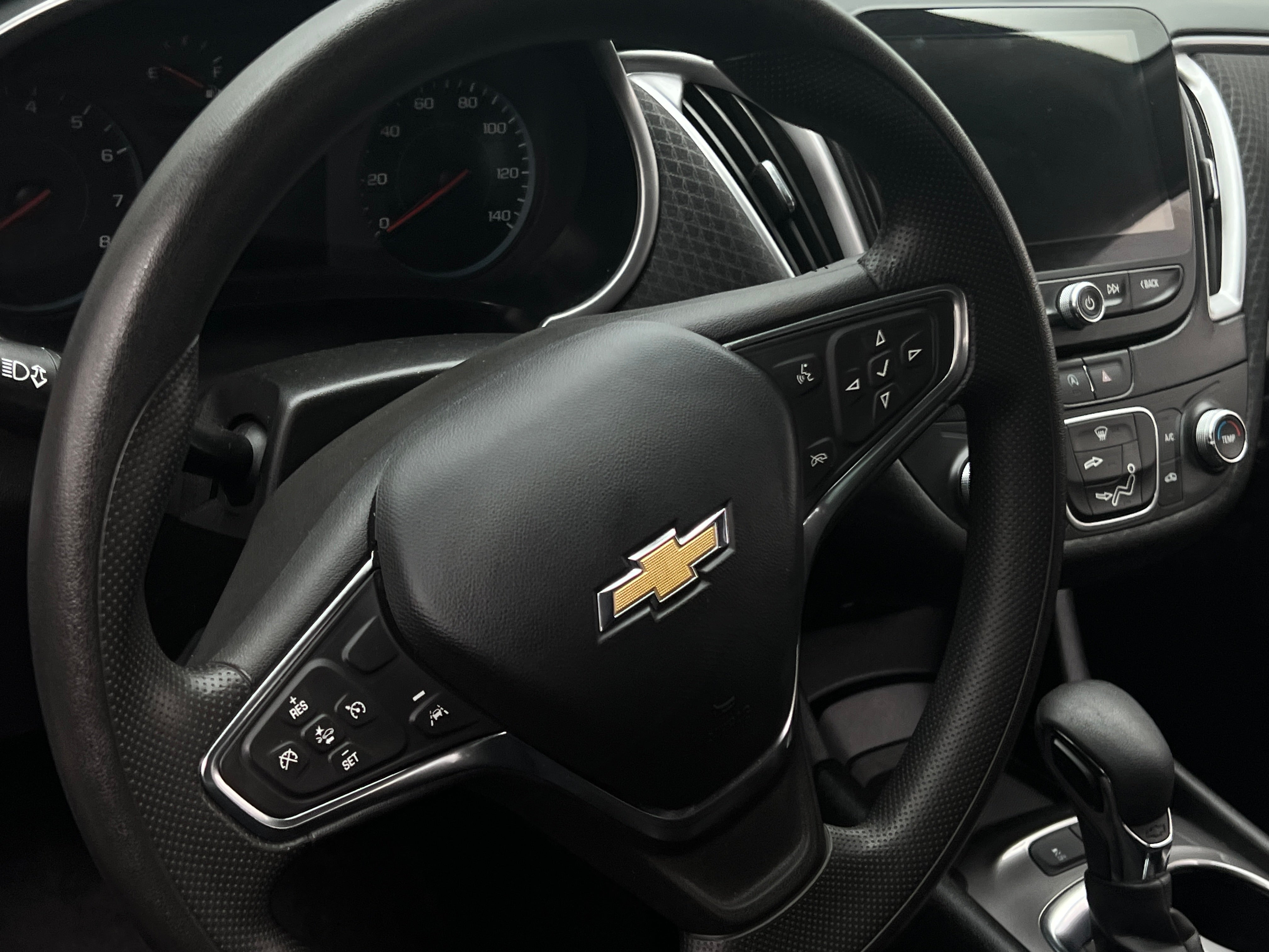 Thumbnail: 2024 Chevrolet Malibu - 5