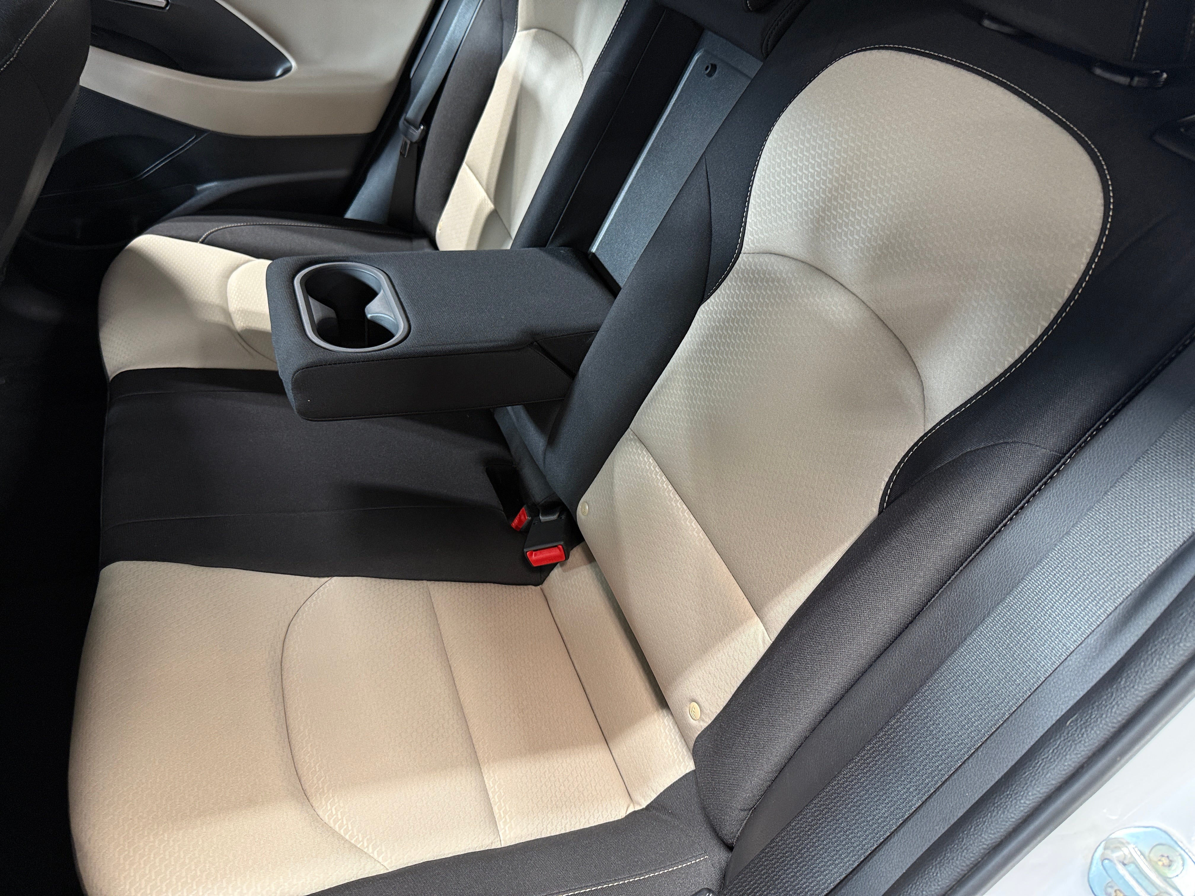 2018 Hyundai Elantra Base 6