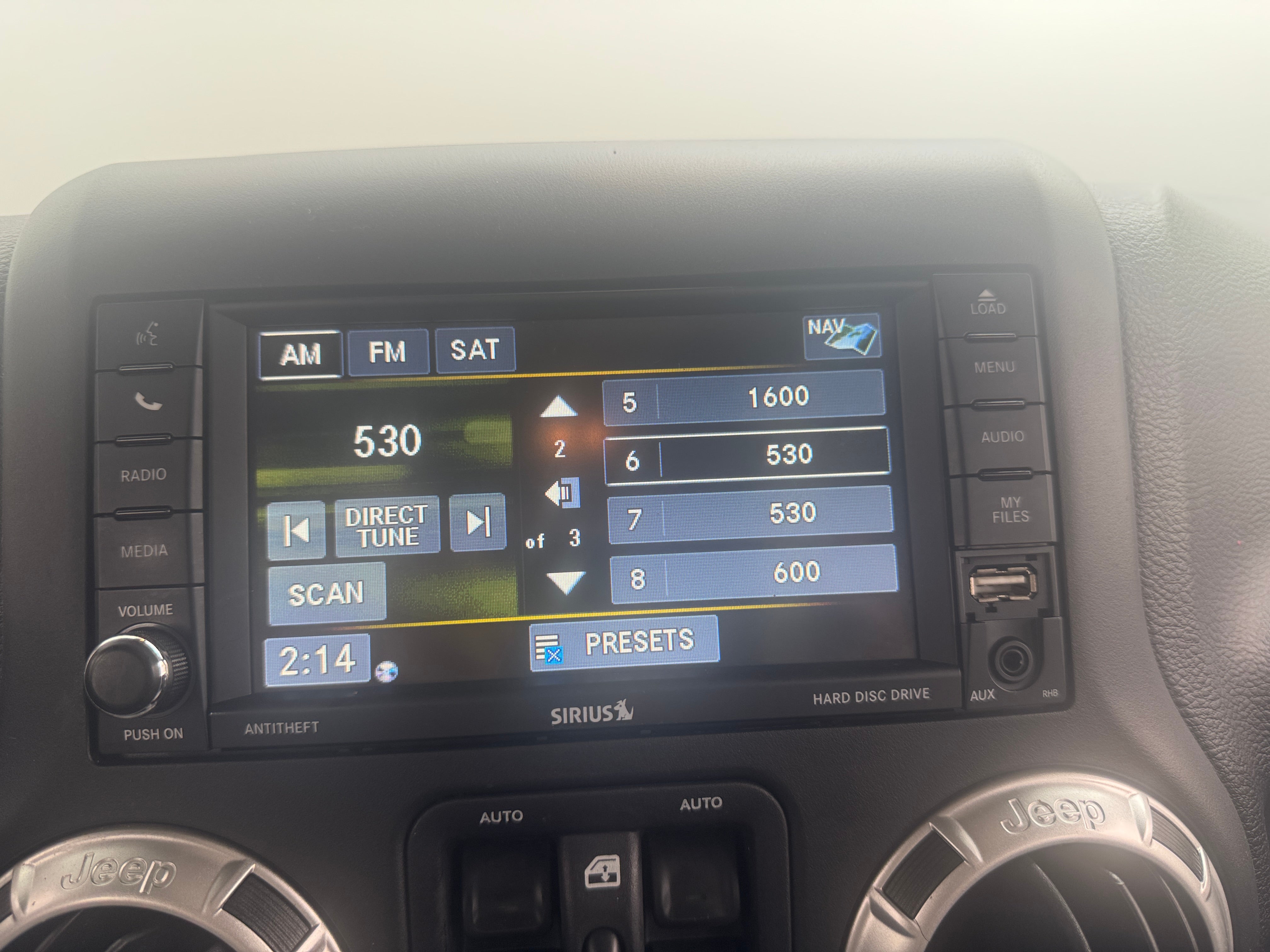 2017 Jeep Wrangler Unlimited Sahara 3