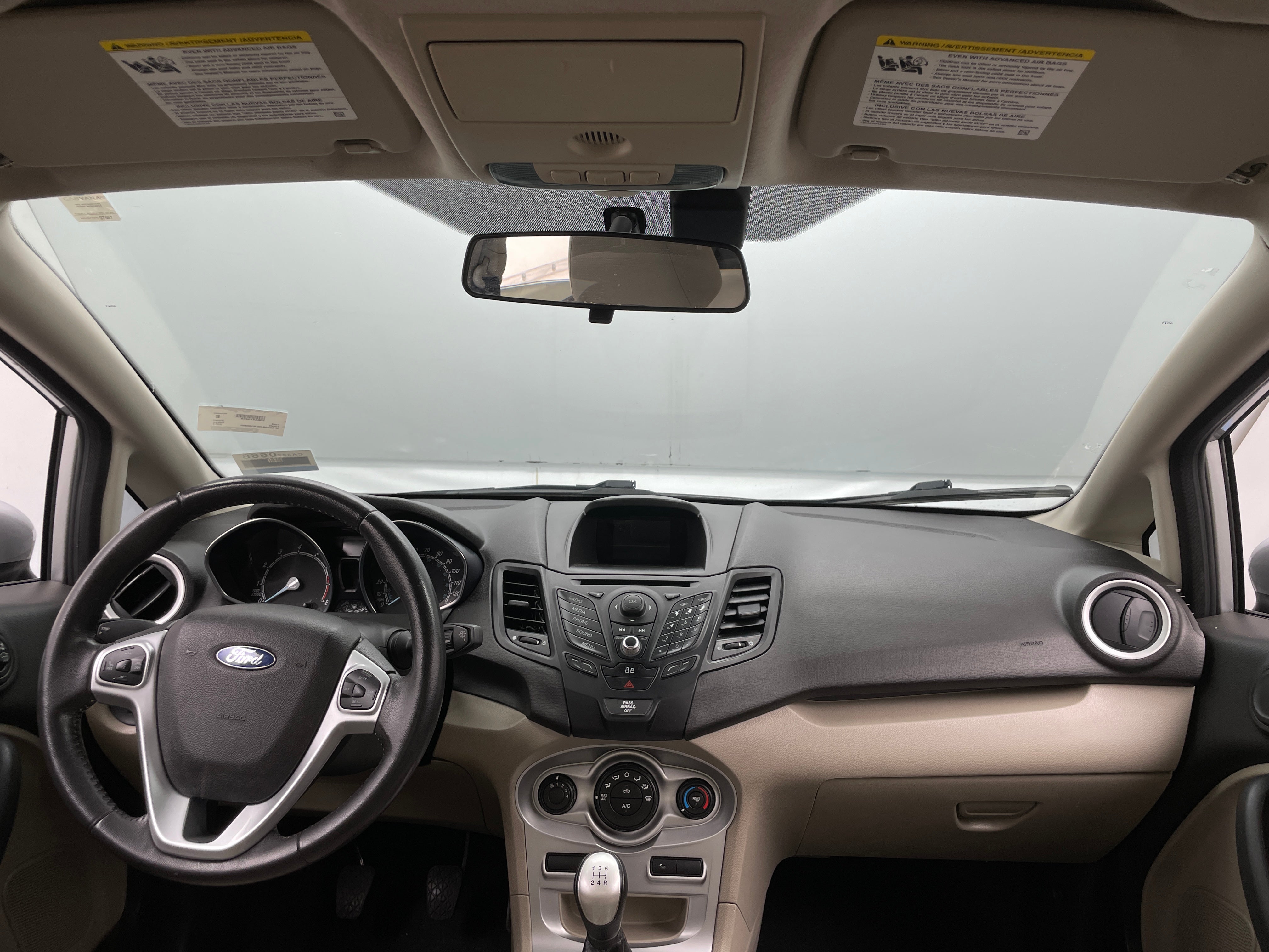 2014 Ford Fiesta SE 3