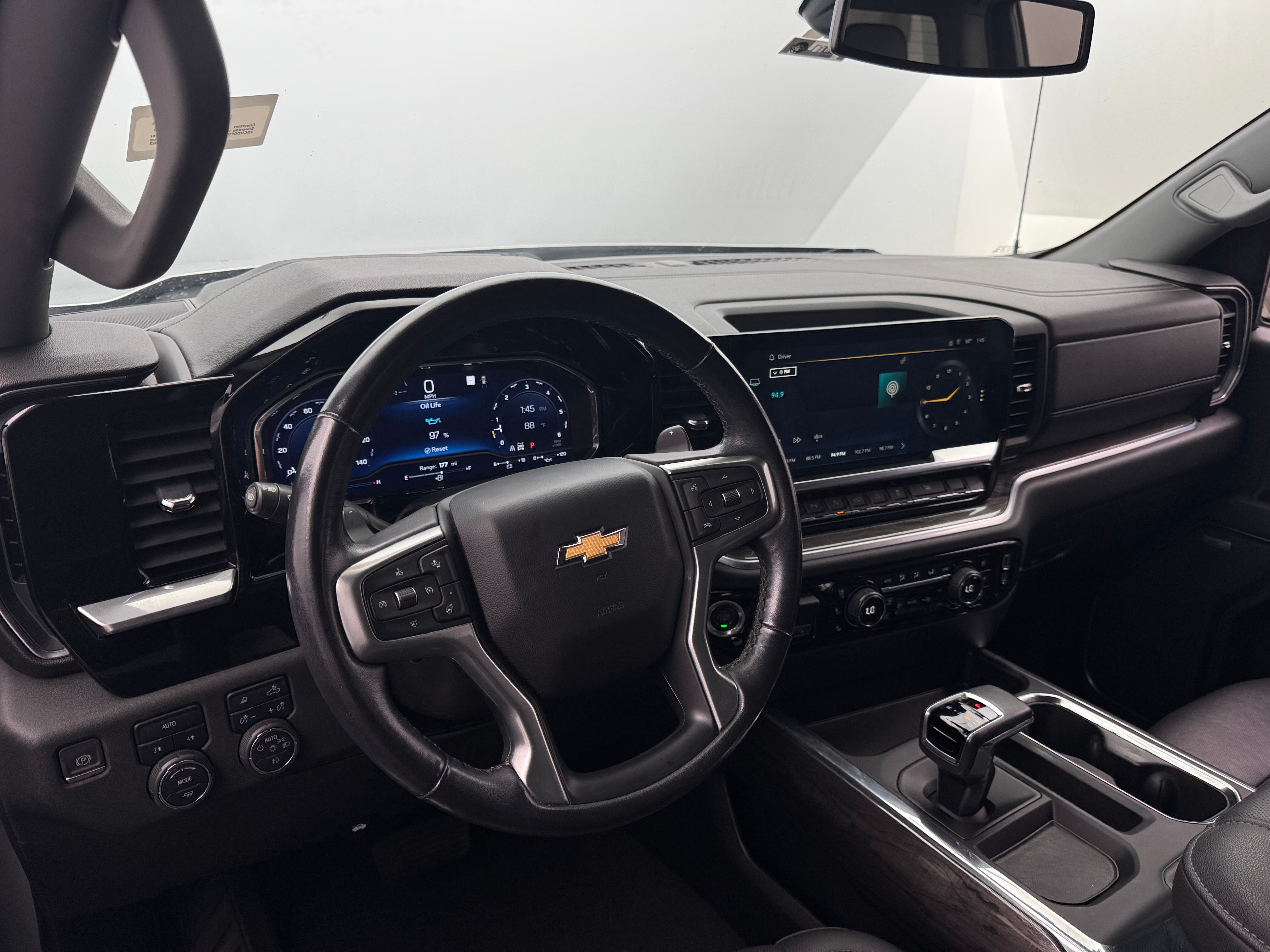 2022 Chevrolet Silverado 1500 LTZ 2