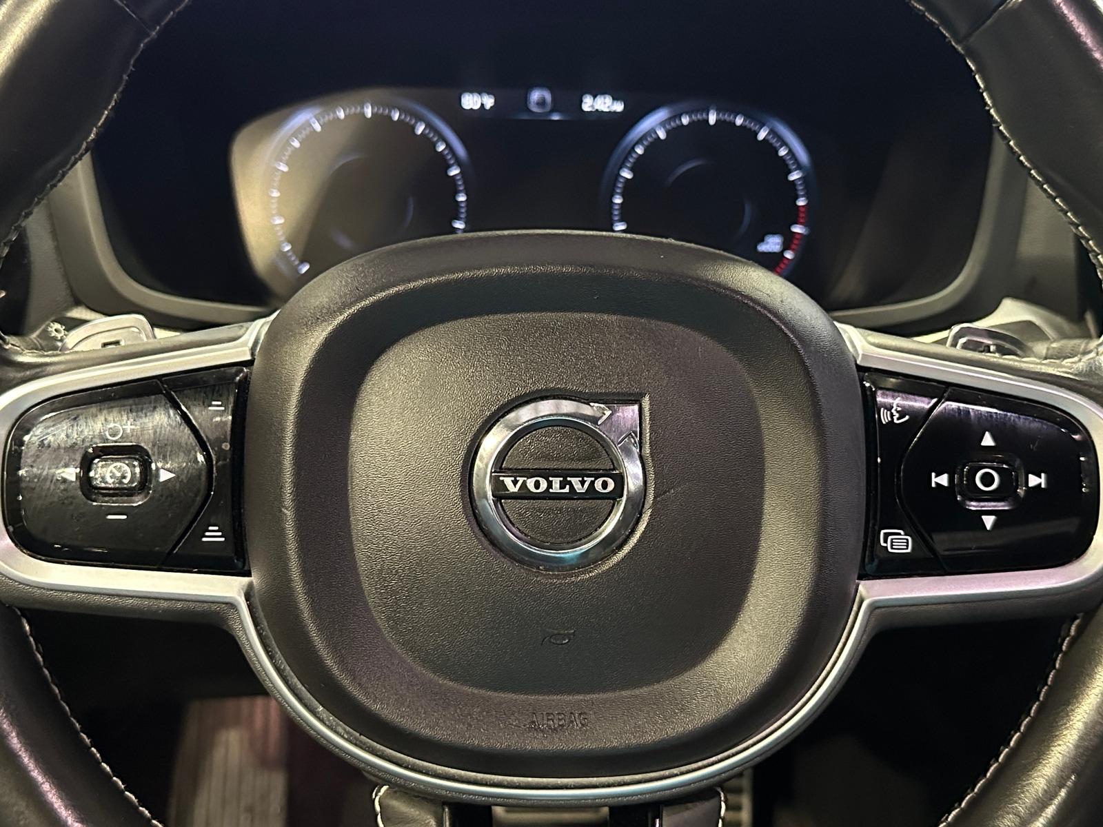 Thumbnail: 2019 Volvo S60 - 4
