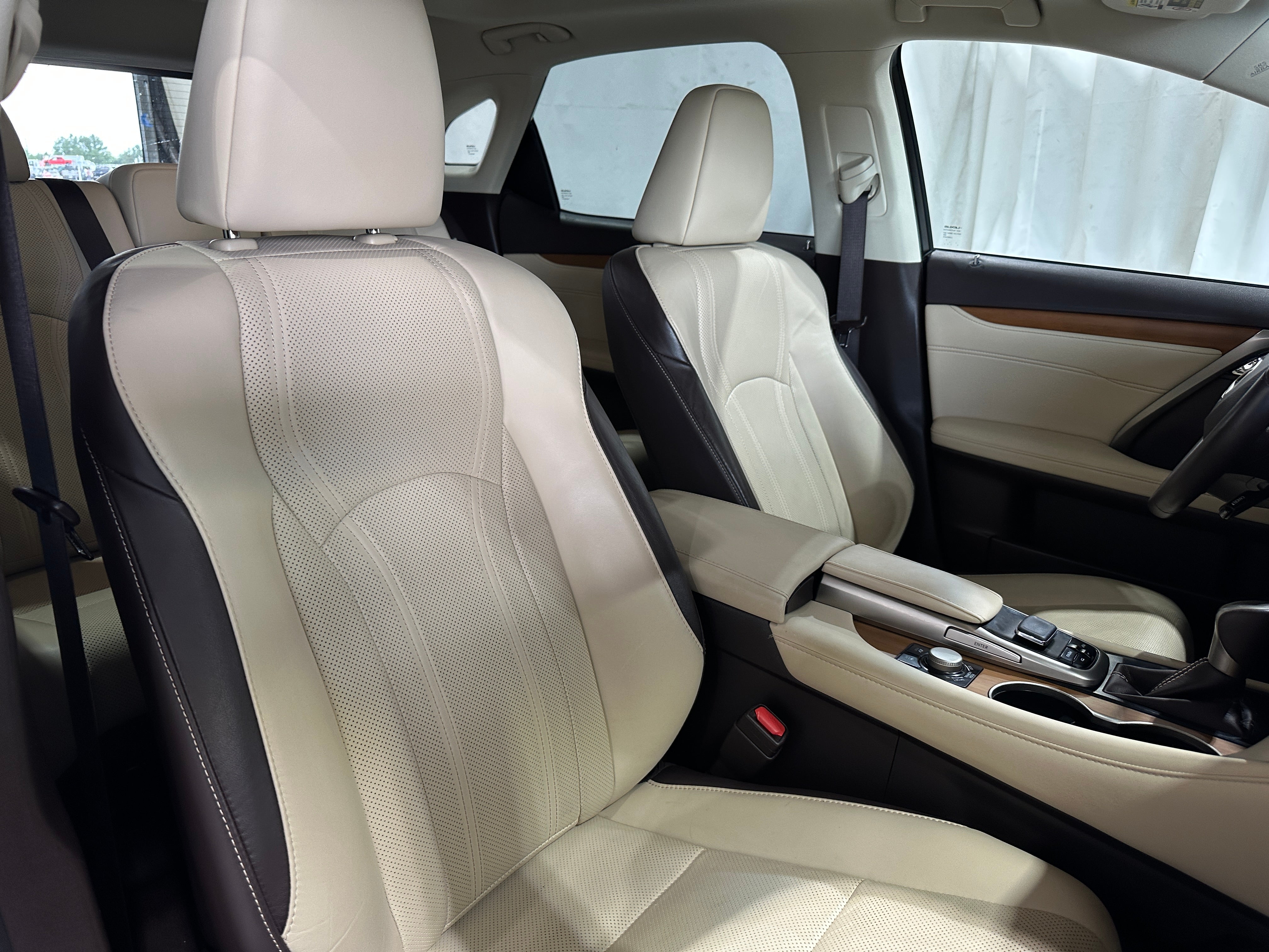 Thumbnail: 2018 Lexus RX - 2