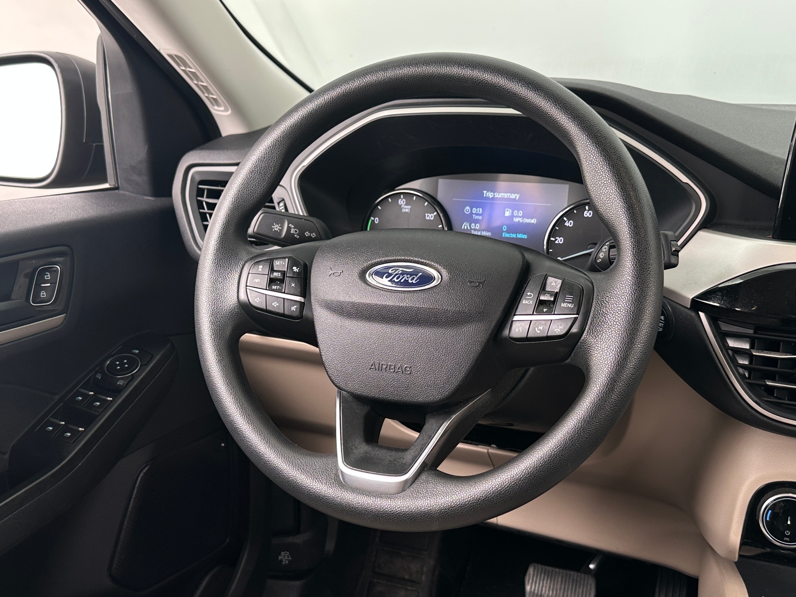 Thumbnail: 2022 Ford Escape - 5