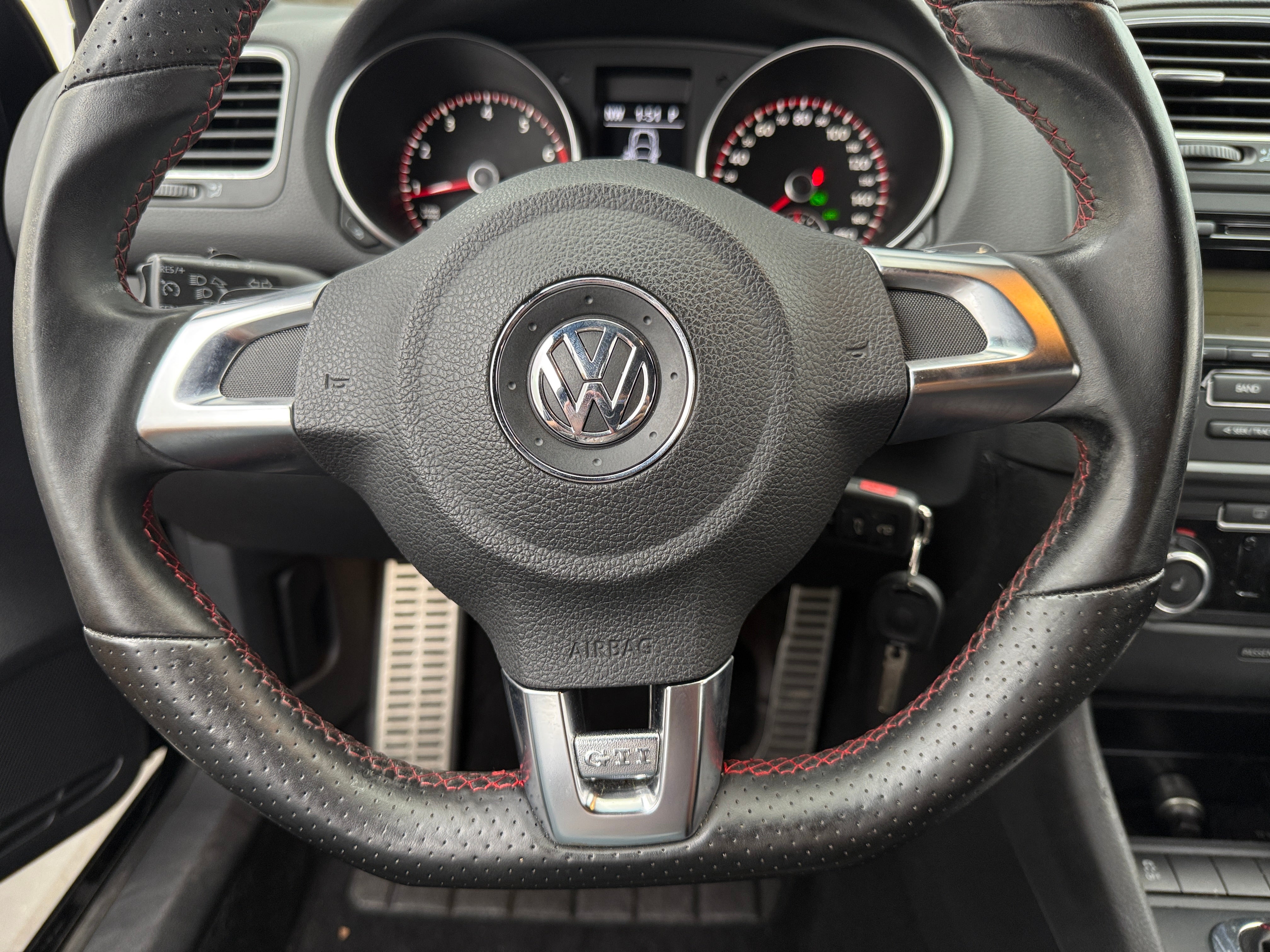 2011 Volkswagen Golf GTI 5