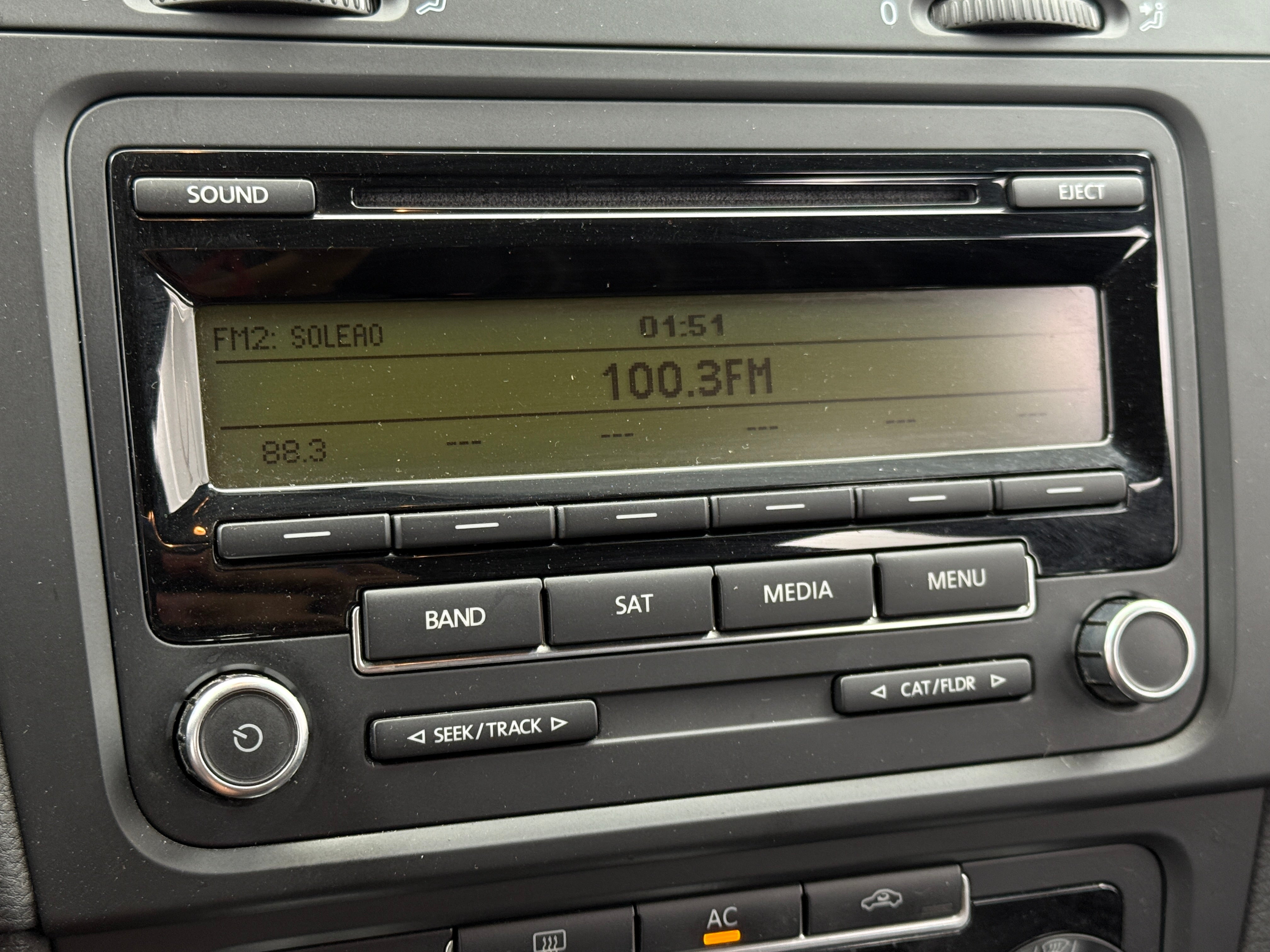 2011 Volkswagen Golf GTI 4