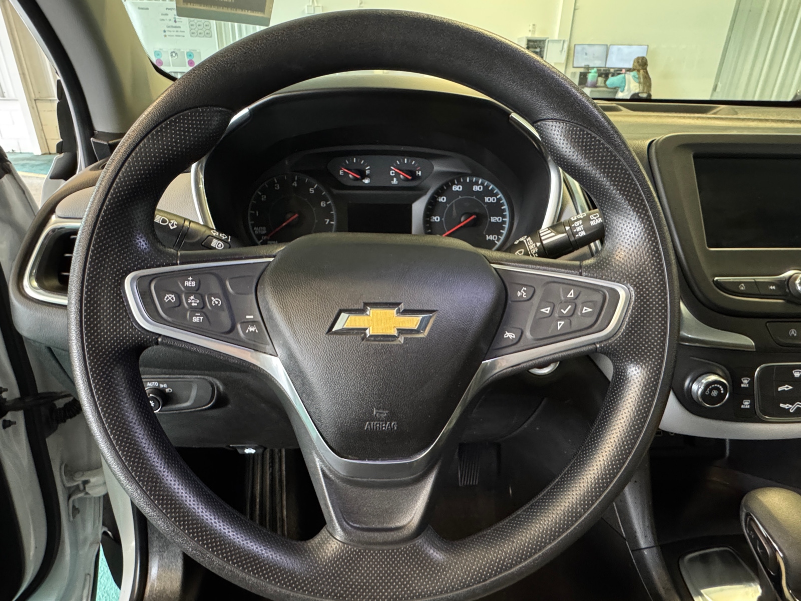 Thumbnail: 2022 Chevrolet Equinox - 5