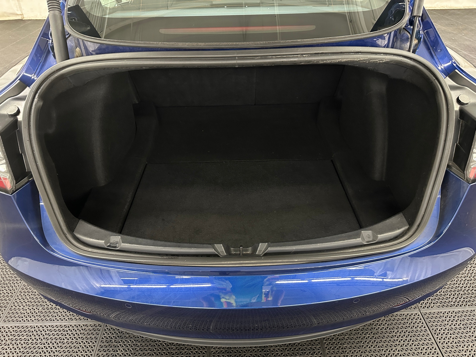 Thumbnail: 2021 Tesla Model 3 - 6