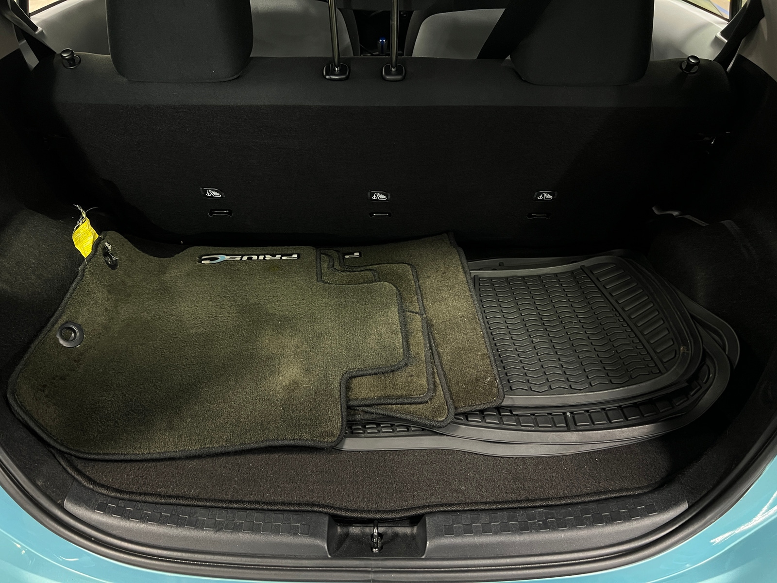Thumbnail: 2014 Toyota Prius c - 7