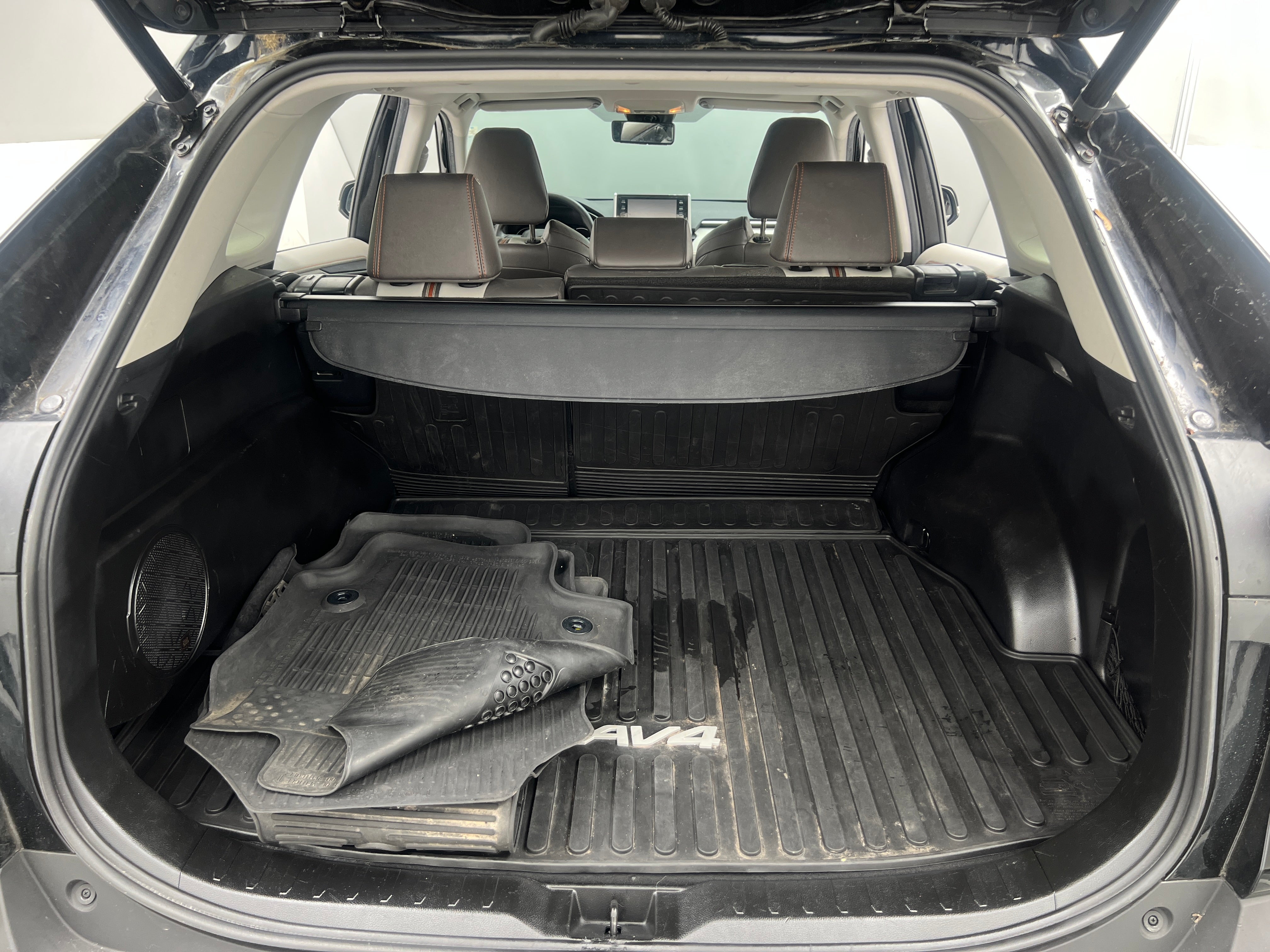 2019 Toyota RAV4 Adventure 6