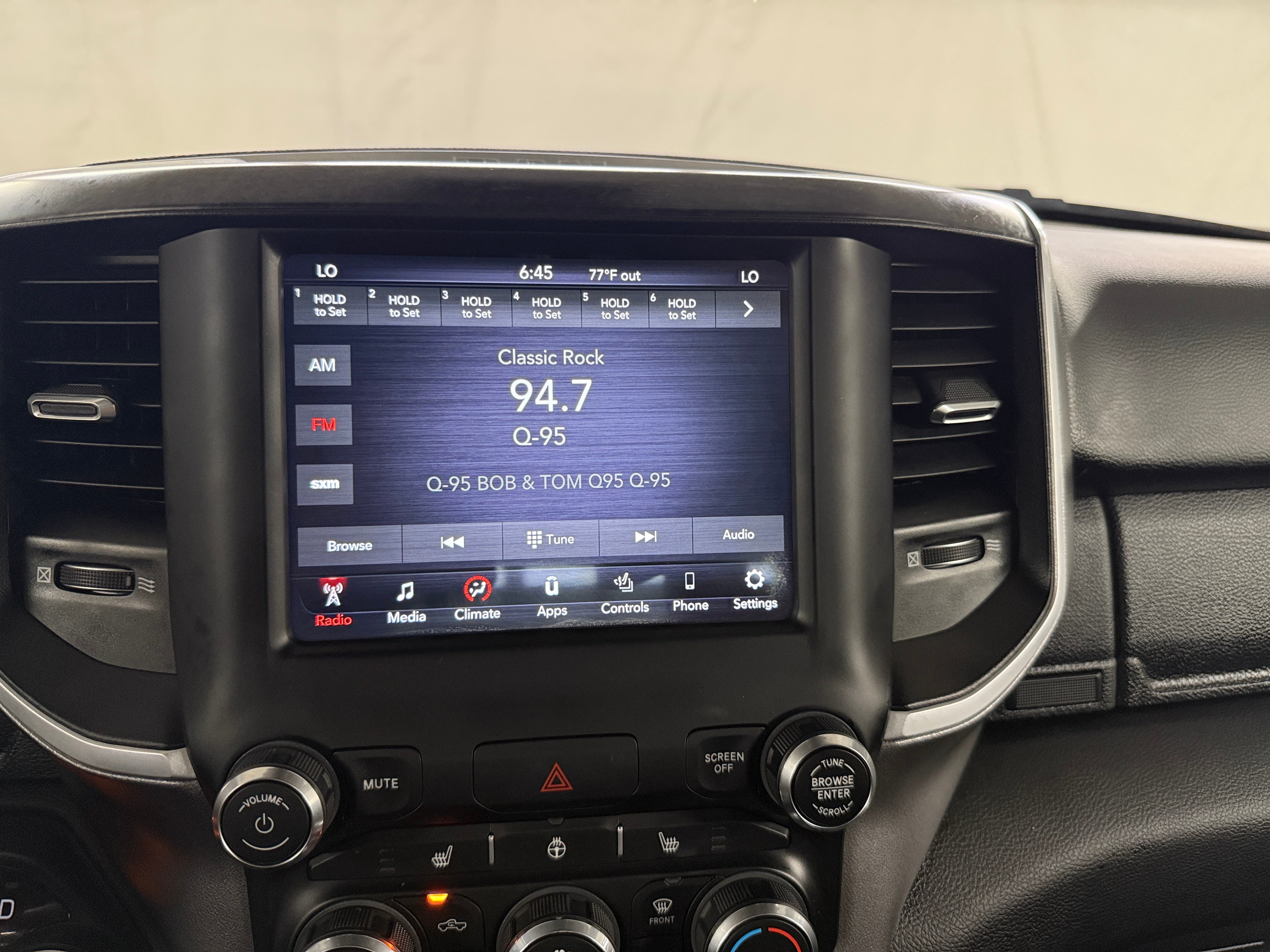 Thumbnail: 2020 RAM 1500 - 4