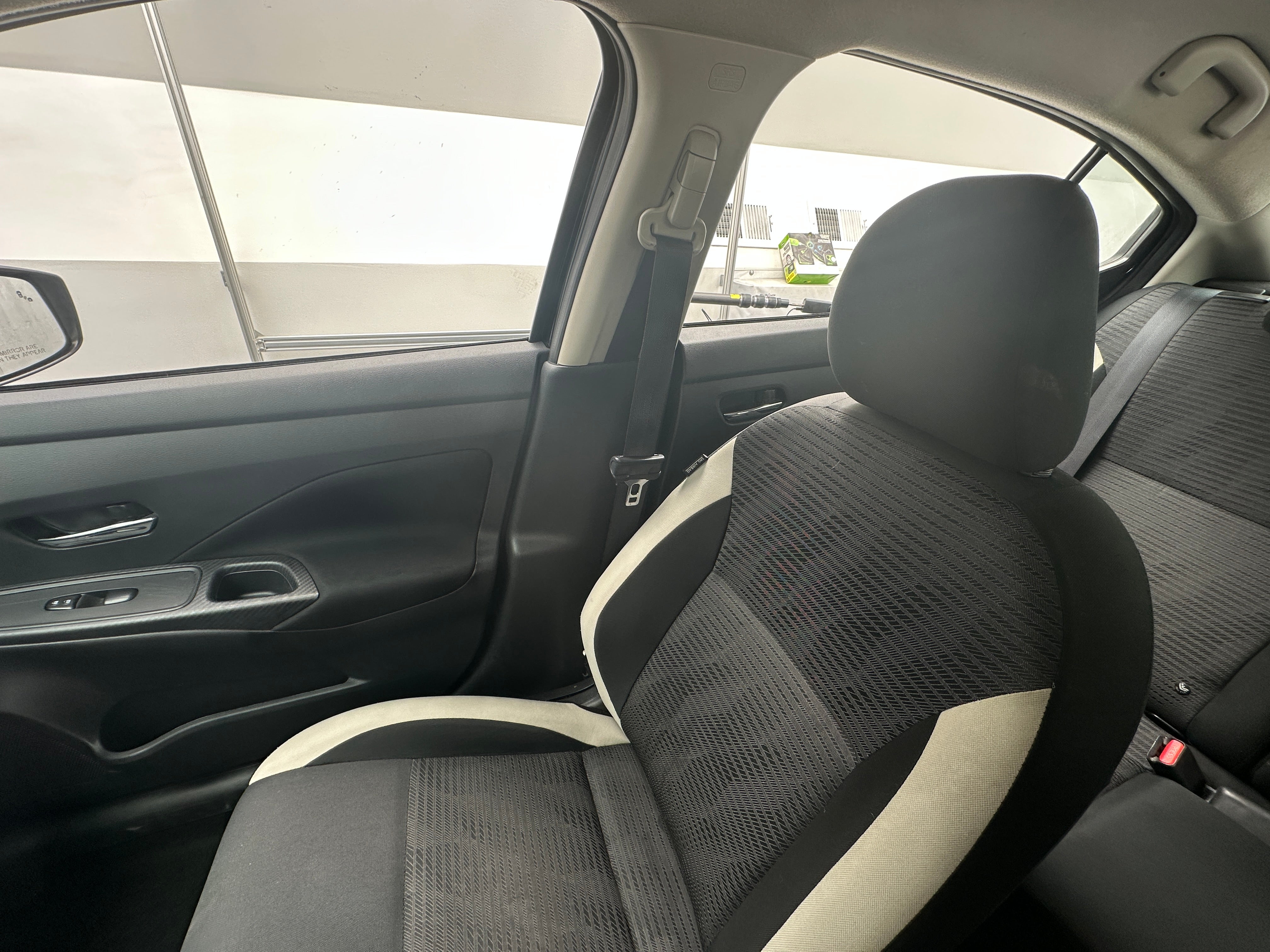 2021 Nissan Versa SV 2