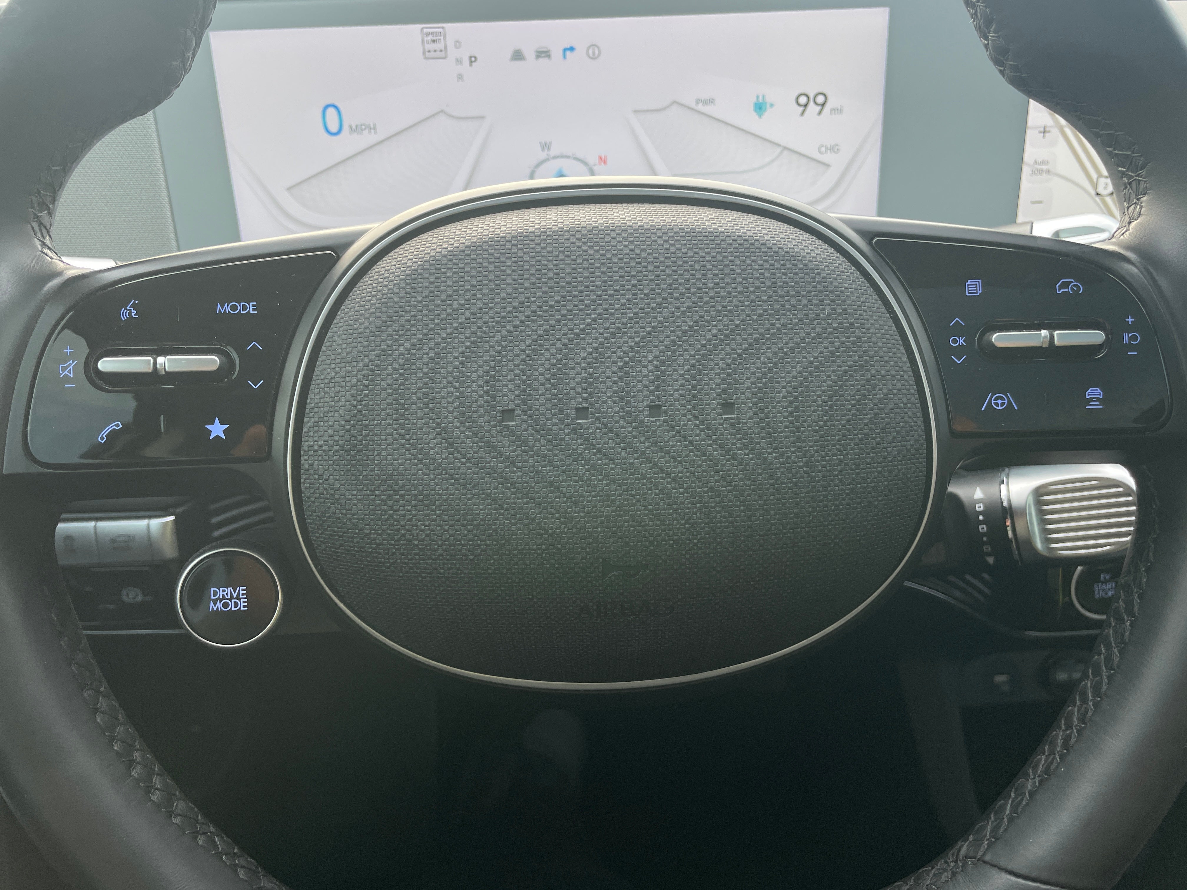 Thumbnail: 2022 Hyundai Ioniq 5 - 4