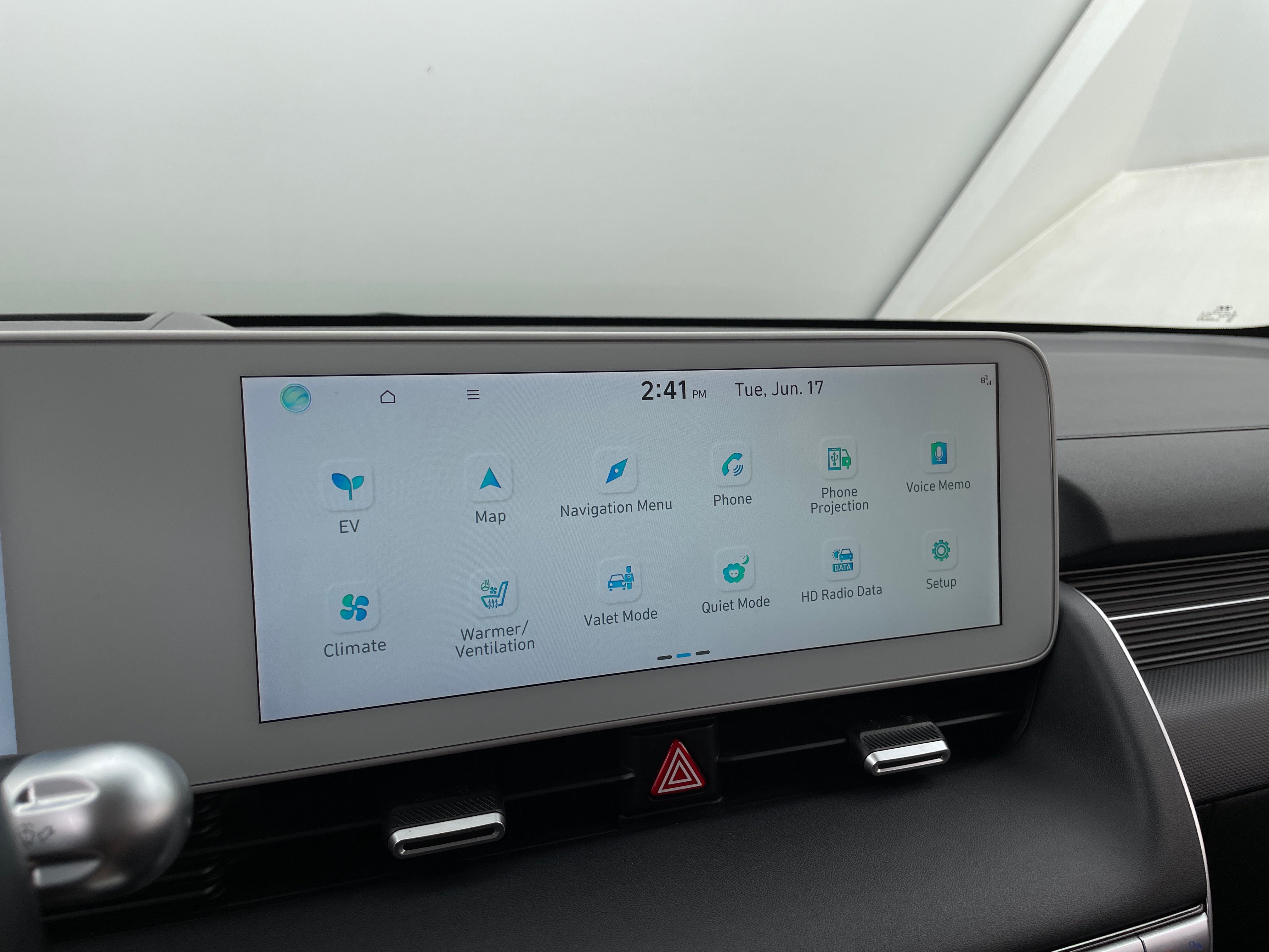 Thumbnail: 2022 Hyundai Ioniq 5 - 3