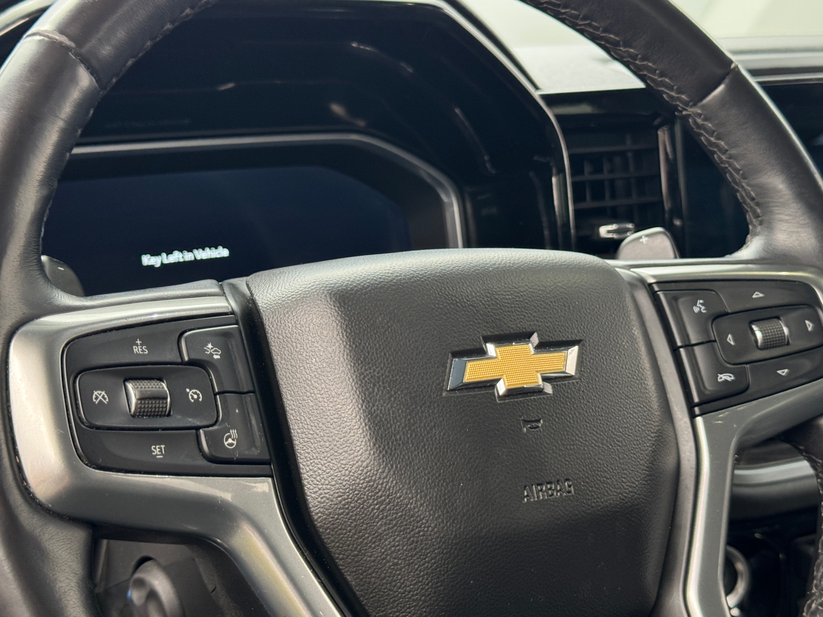 Thumbnail: 2022 Chevrolet Silverado 1500 - 4
