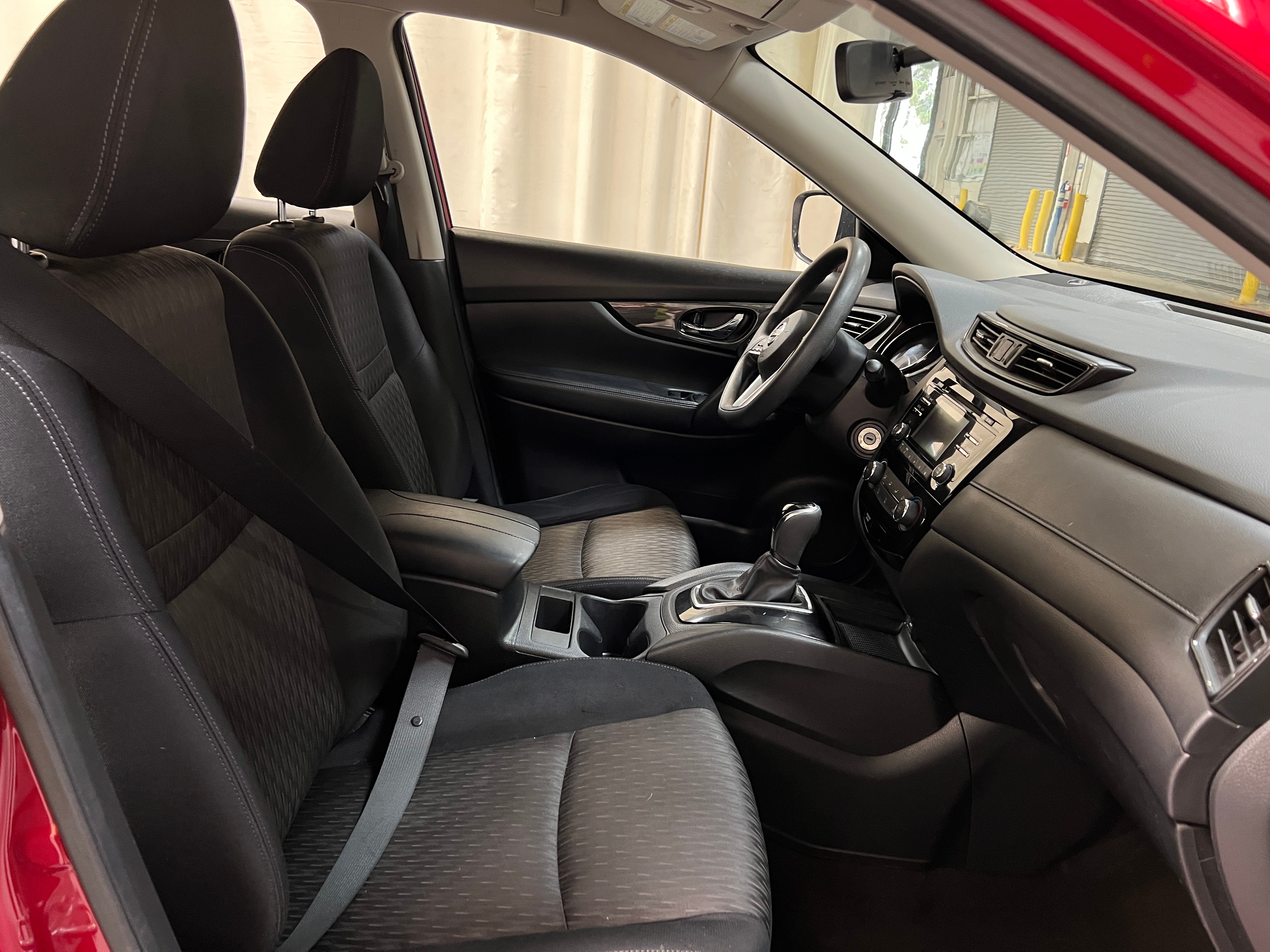 2017 Nissan Rogue S 2
