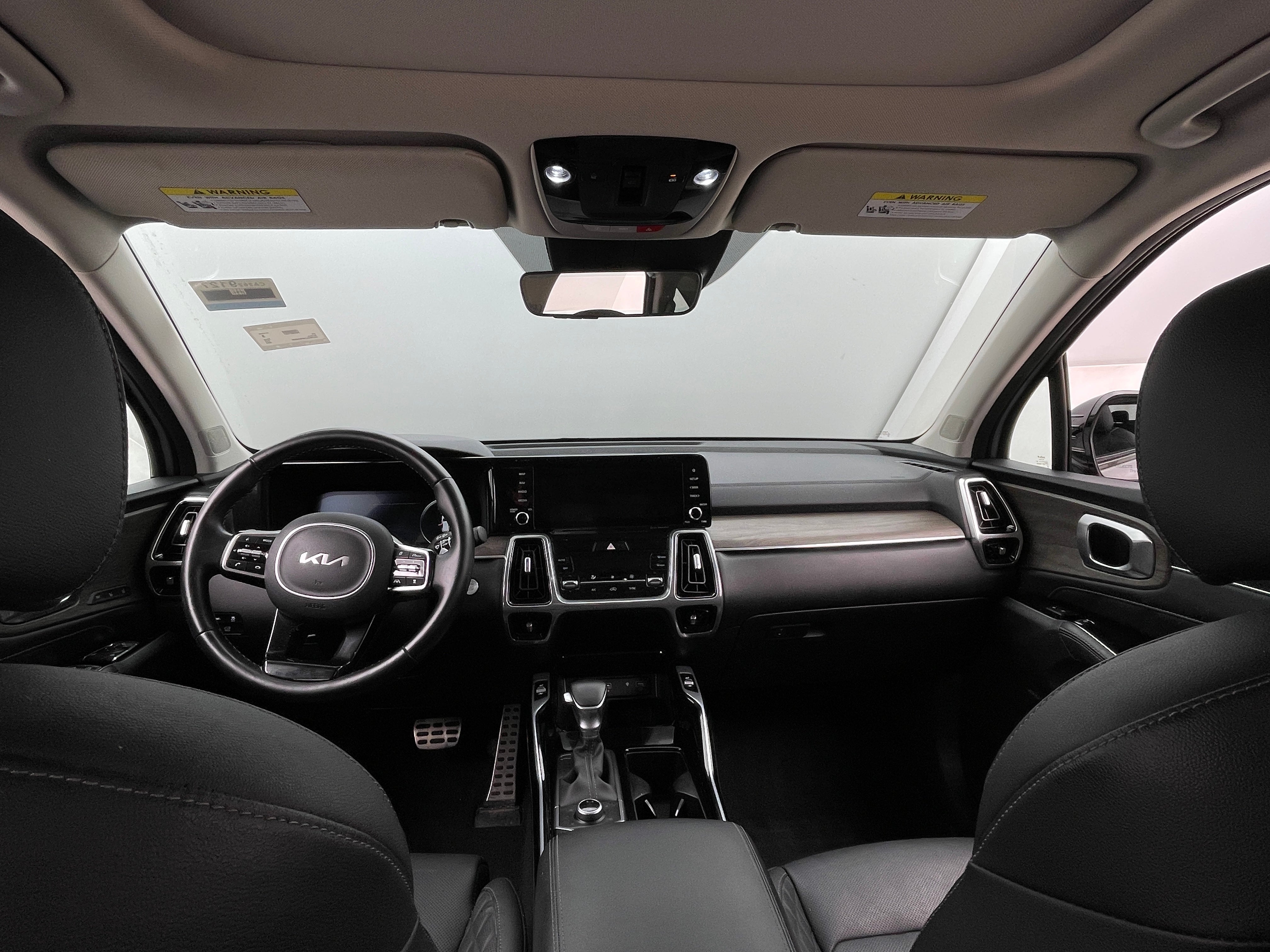 Thumbnail: 2023 Kia Sorento - 2