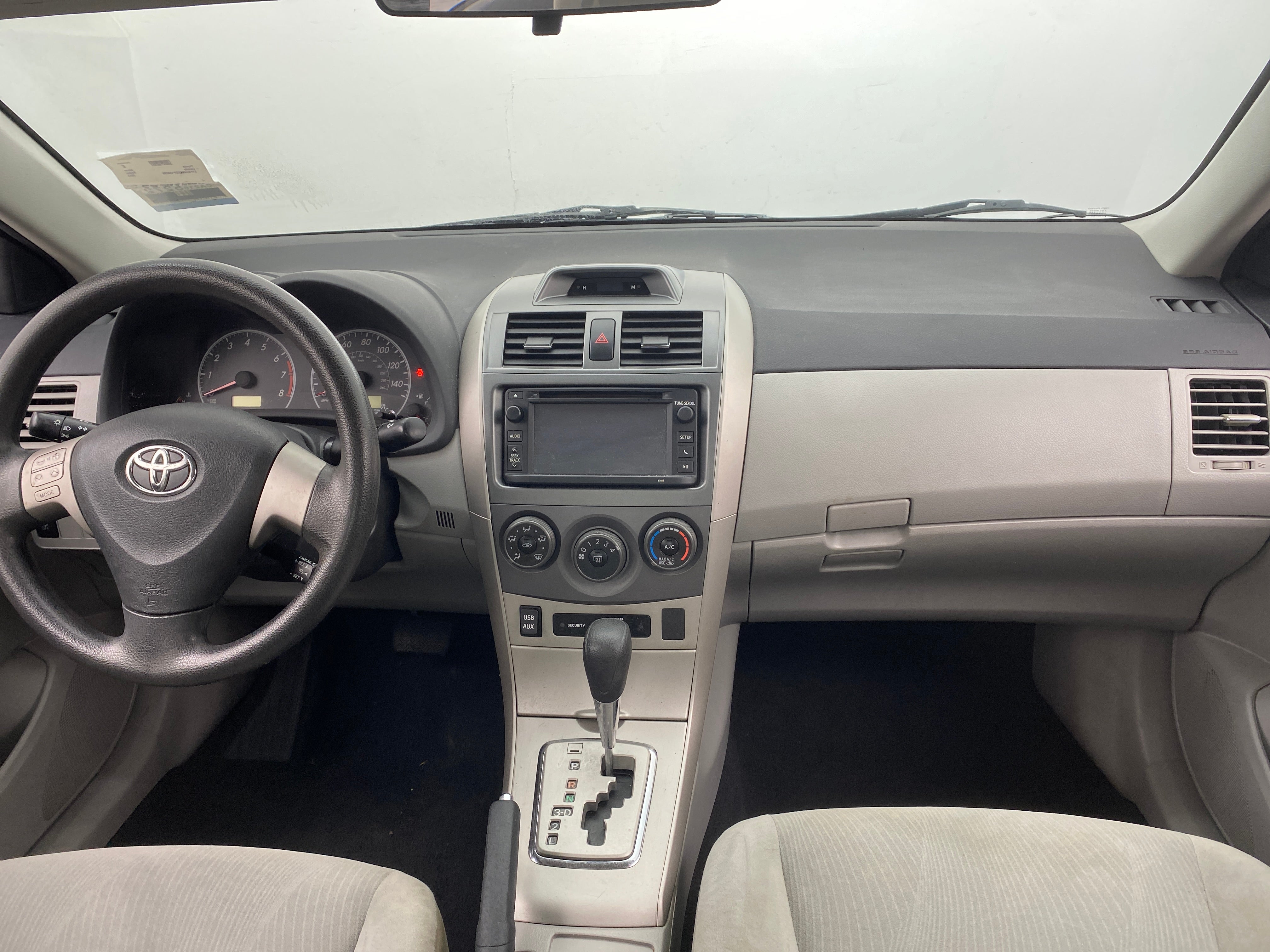 2013 Toyota Corolla LE 3
