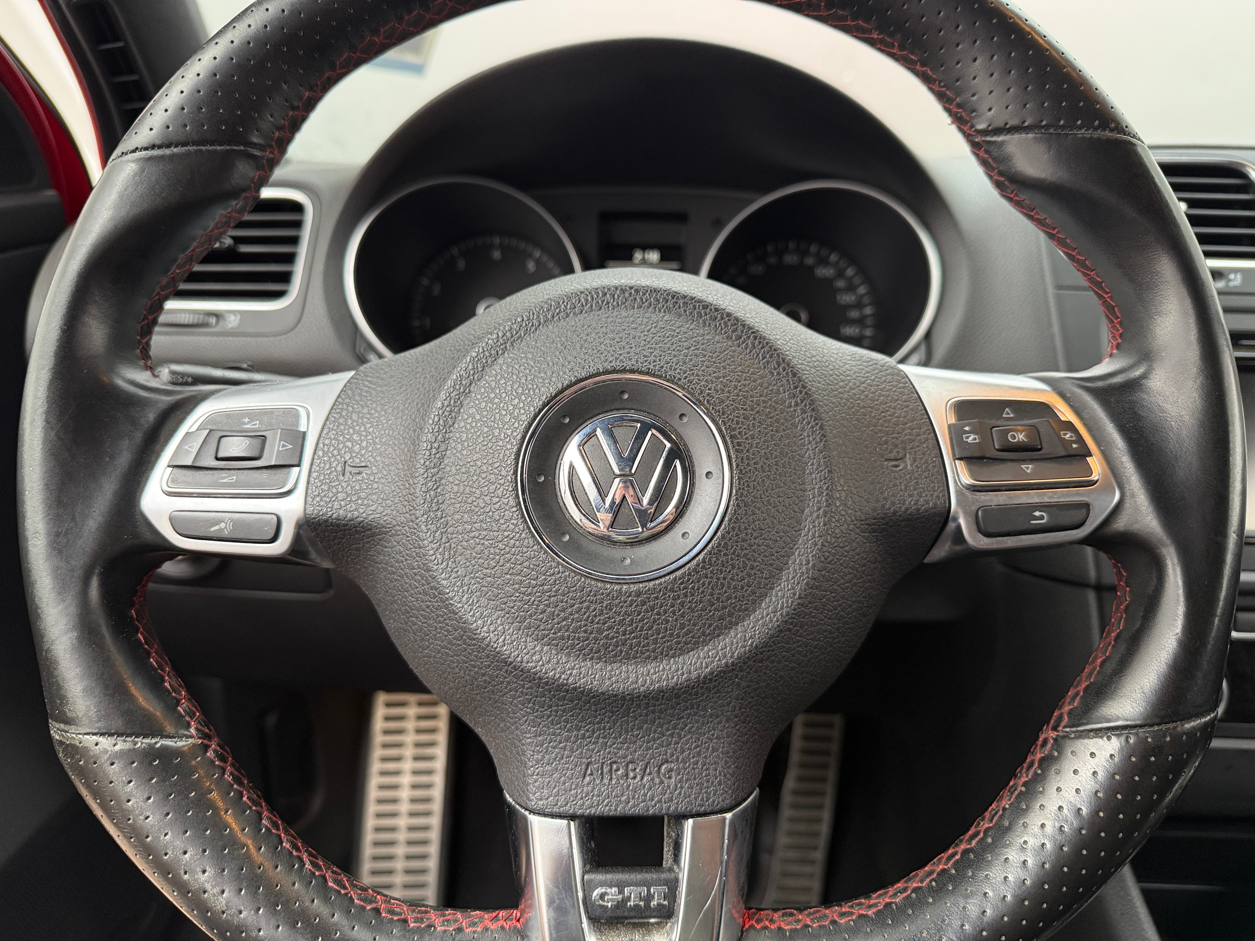 2012 Volkswagen Golf GTI 5