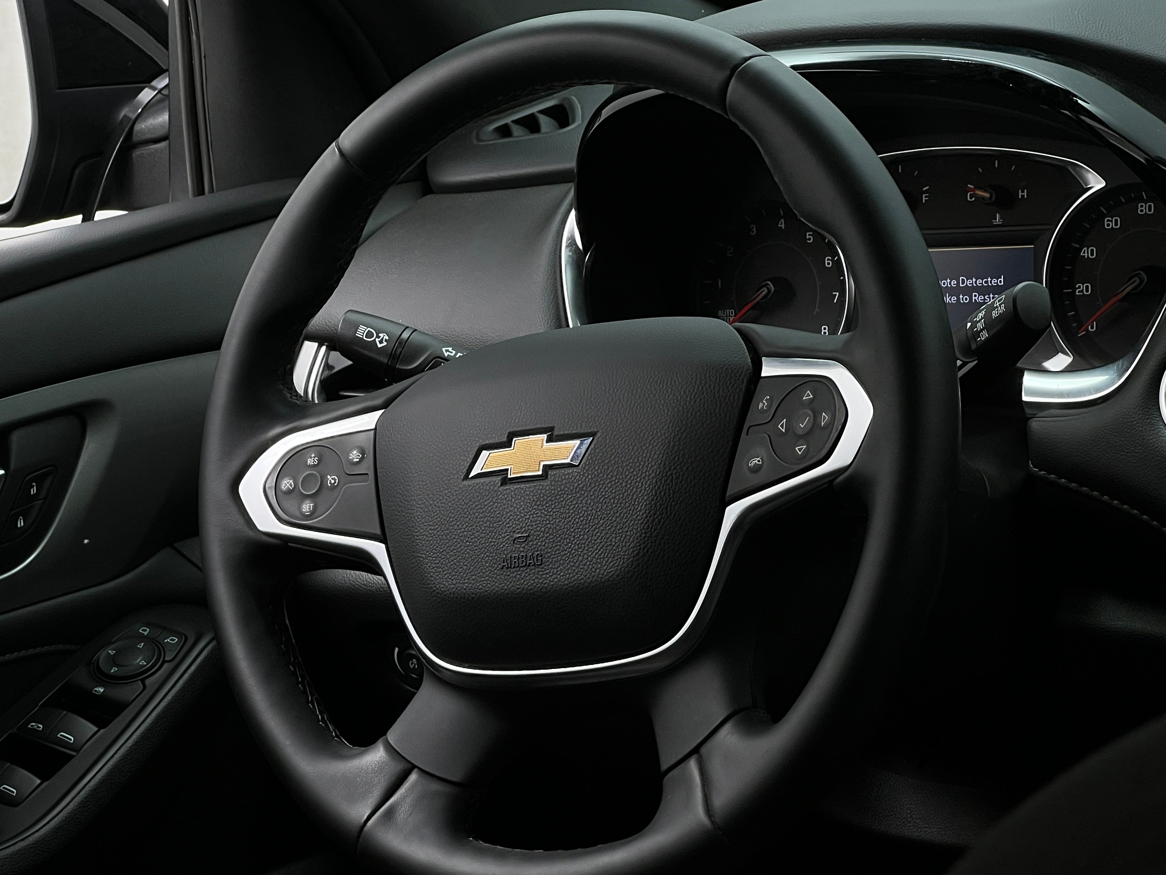 2023 Chevrolet Traverse LT 5