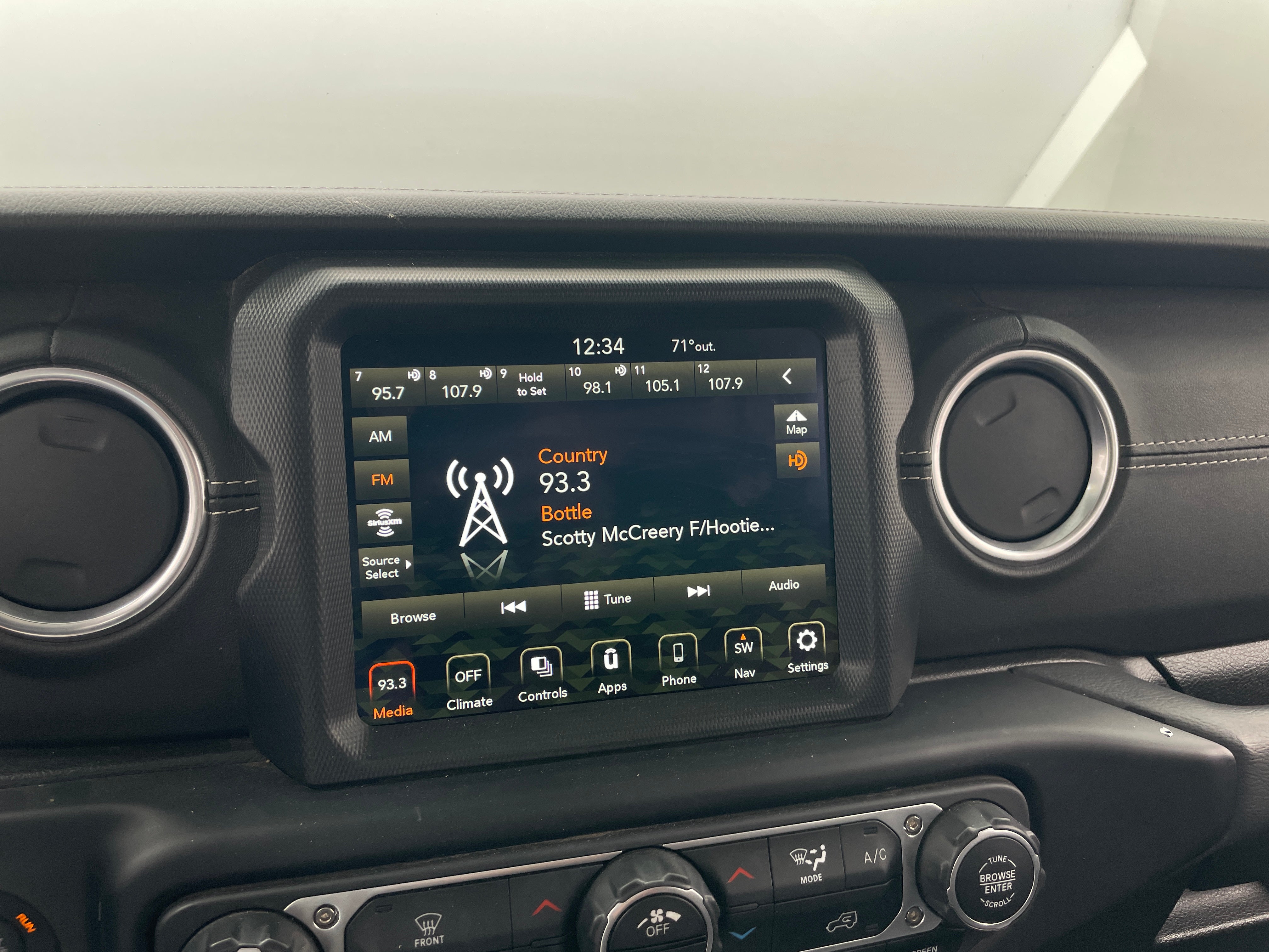 Thumbnail: 2023 Jeep Wrangler - 3