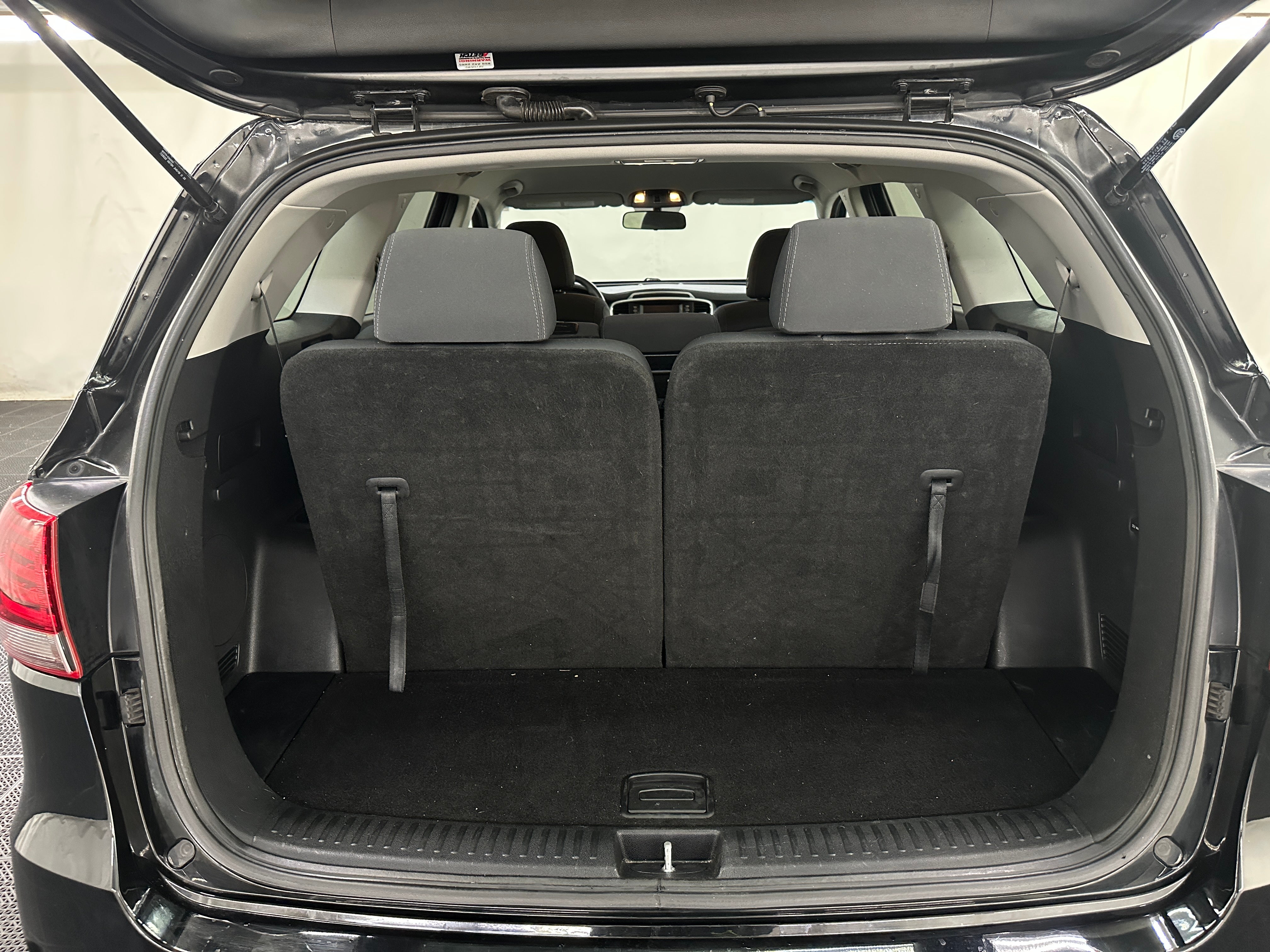 2019 Kia Sorento LX 7