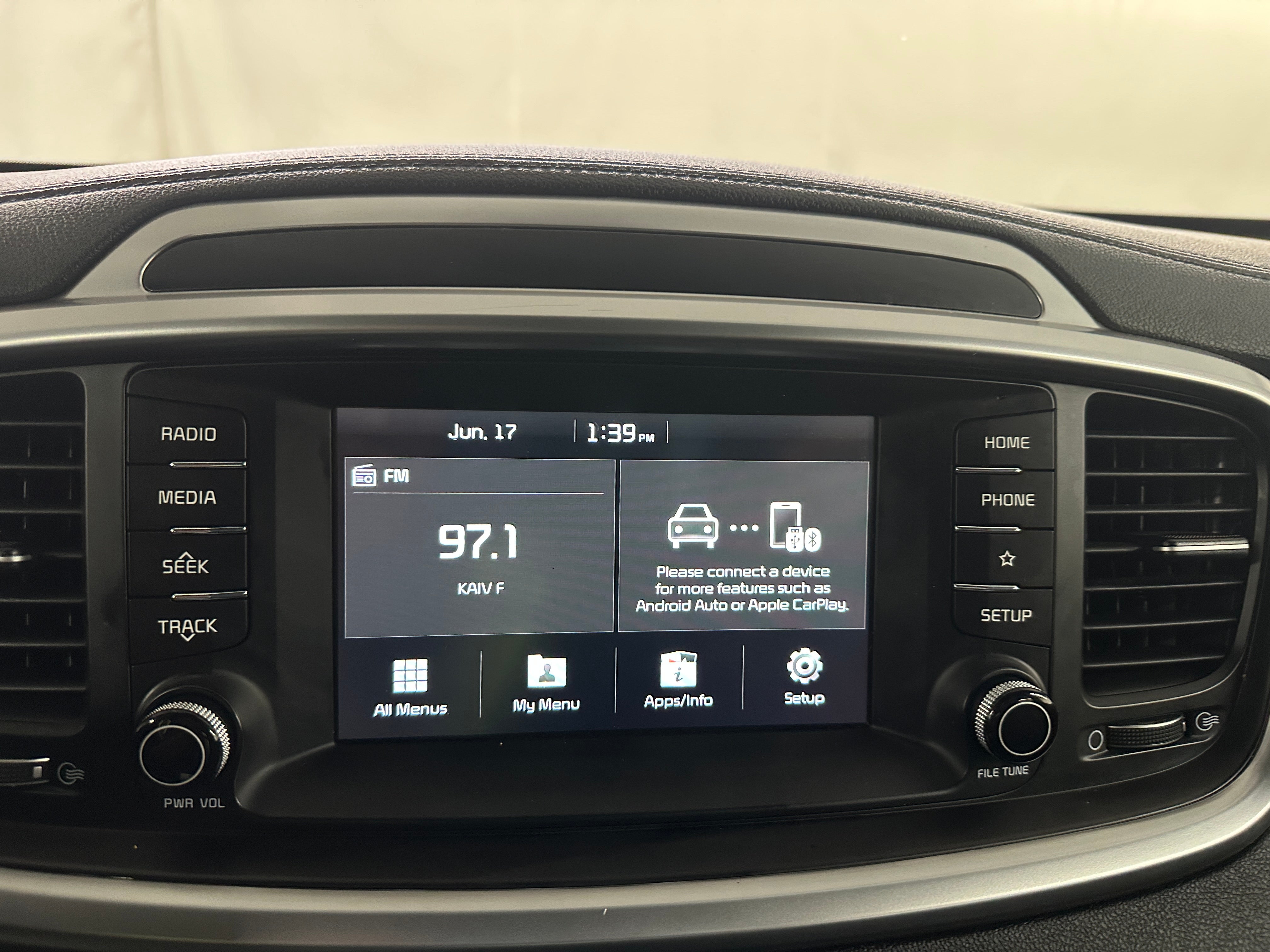 2019 Kia Sorento LX 4