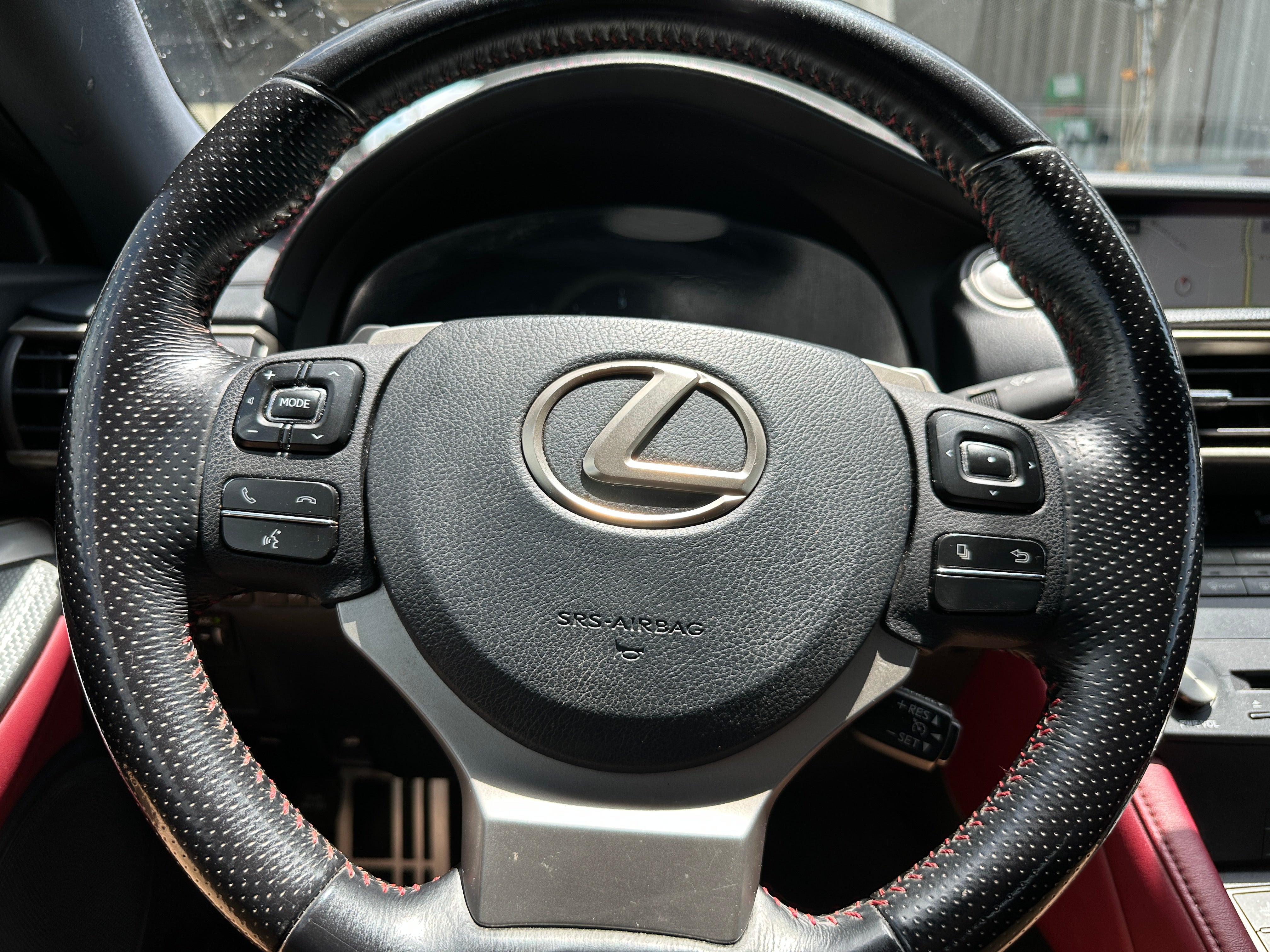 2016 Lexus RC 200t 3
