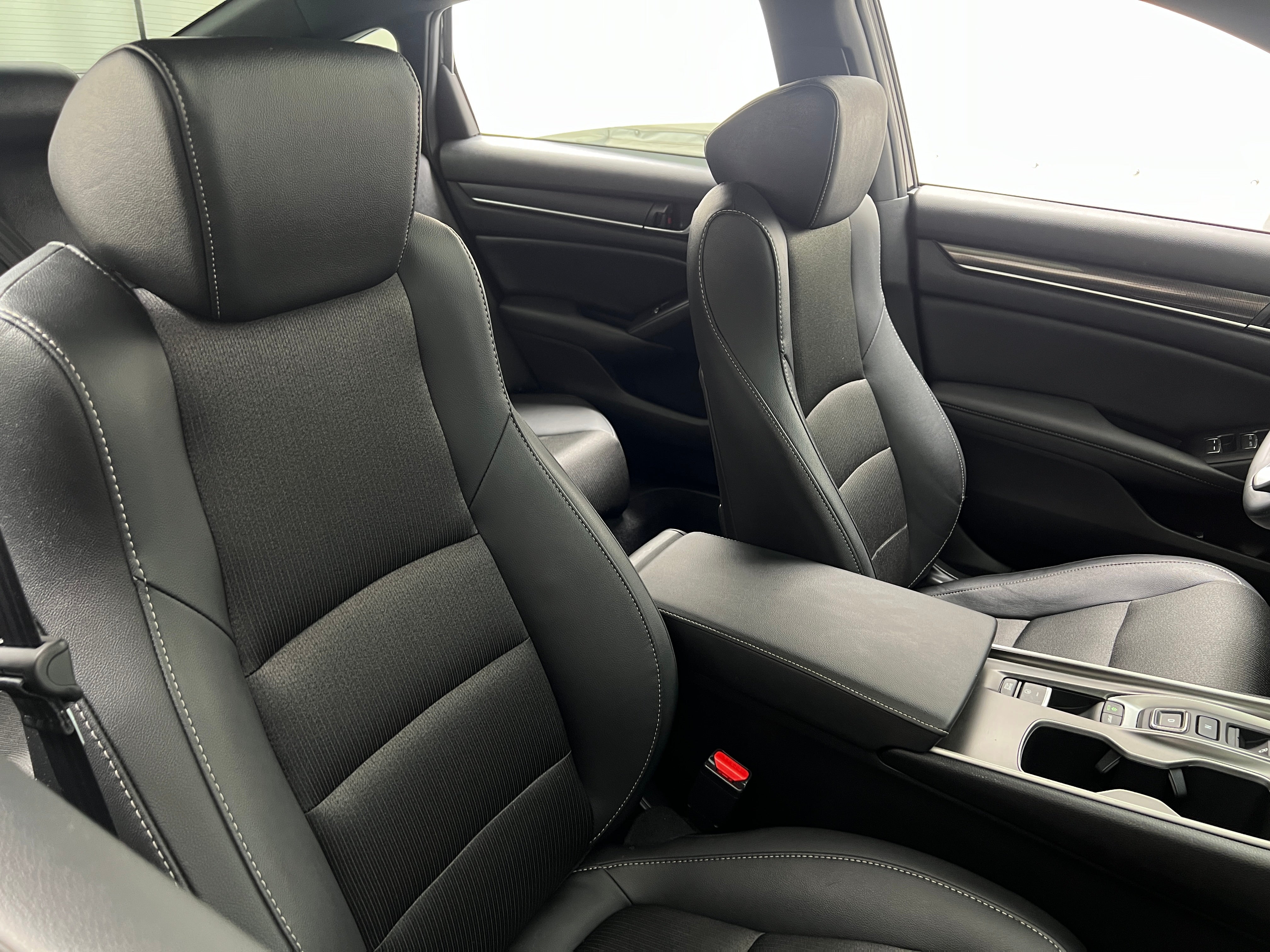 2019 Honda Accord Sport 2